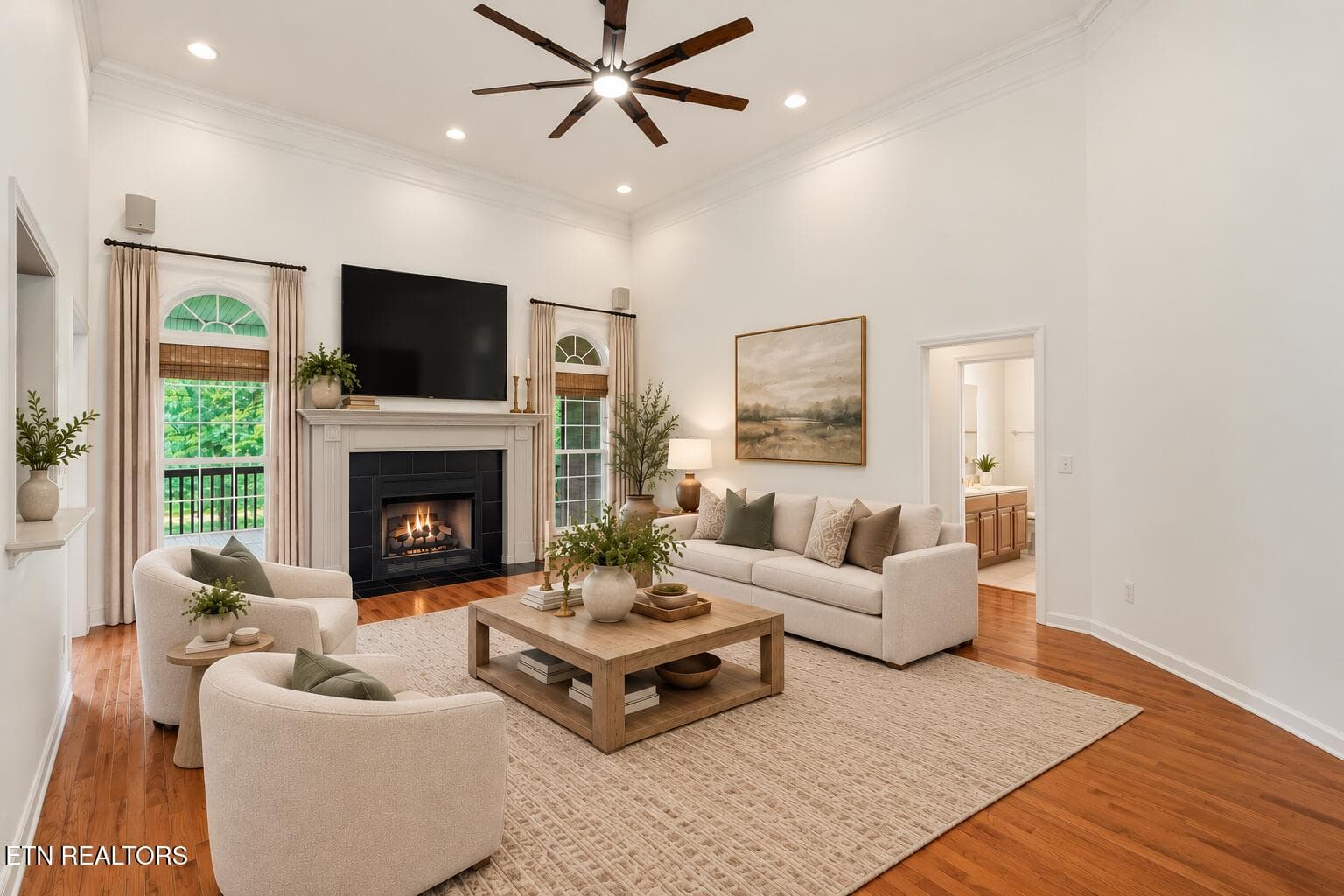 Airy Farmhouse Living Room Retreat - 267 Paradise Lane, Jacksboro, TN 37757