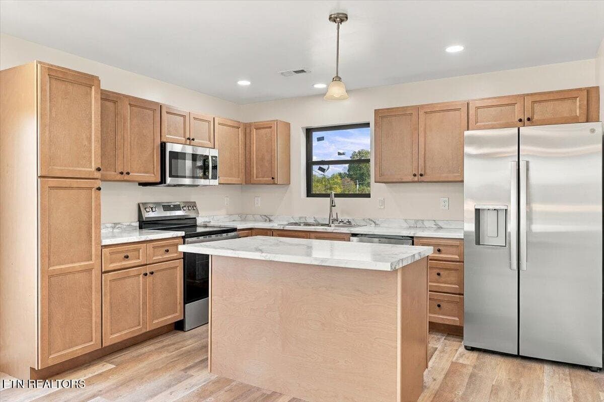 10-120 Point Oak Dr 10 - 120 Point Oak Drive, Parrottsville, TN 37843, Parrottsville