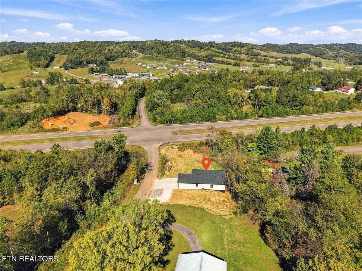 32-120 Point Oak Dr 32 - 120 Point Oak Drive, Parrottsville, TN 37843, Parrottsville