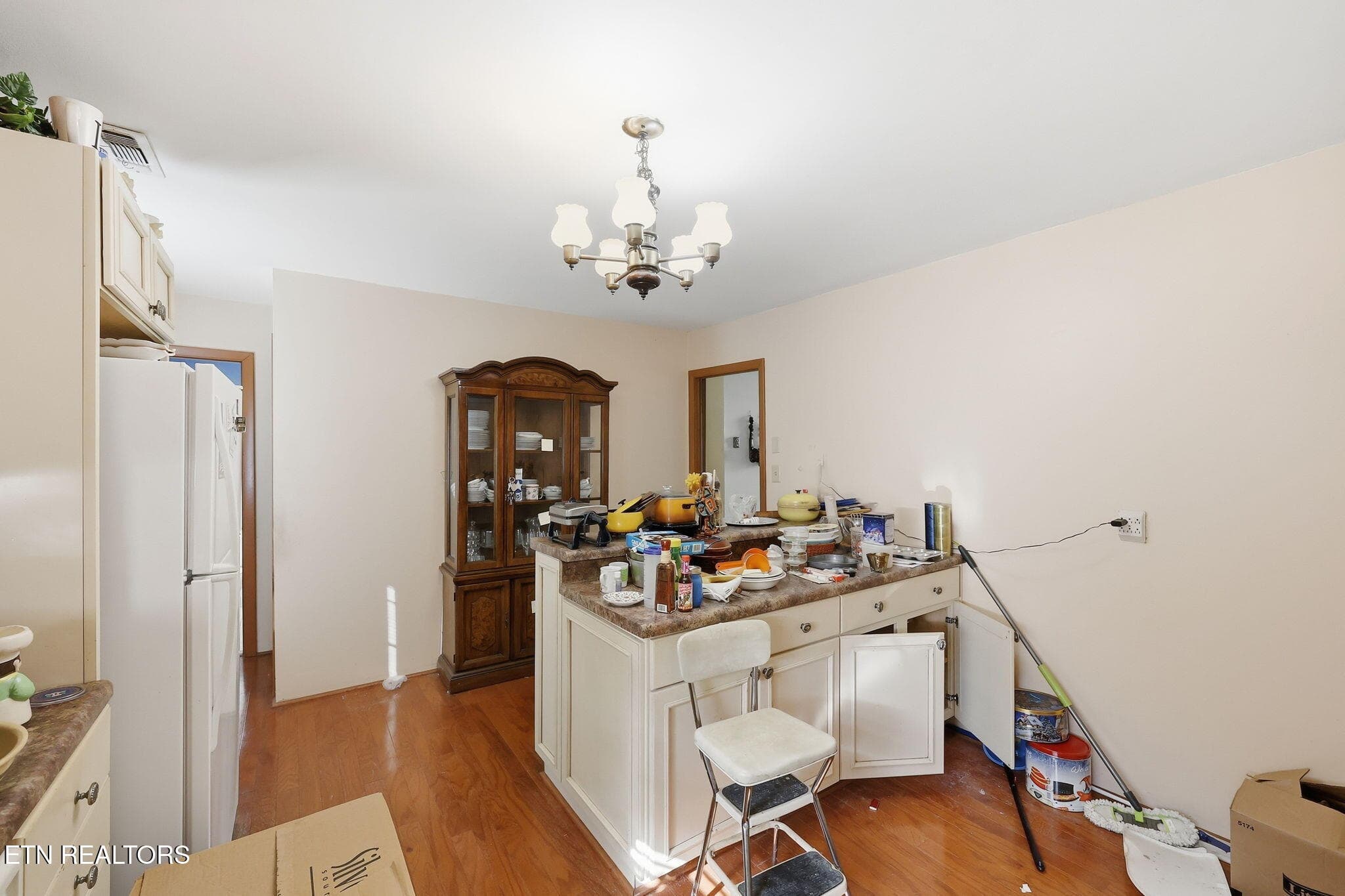 7-web-or-mls-007_4704Maplehill - 4704 Maplehill Rd, Knoxville, TN 37914, Knoxville