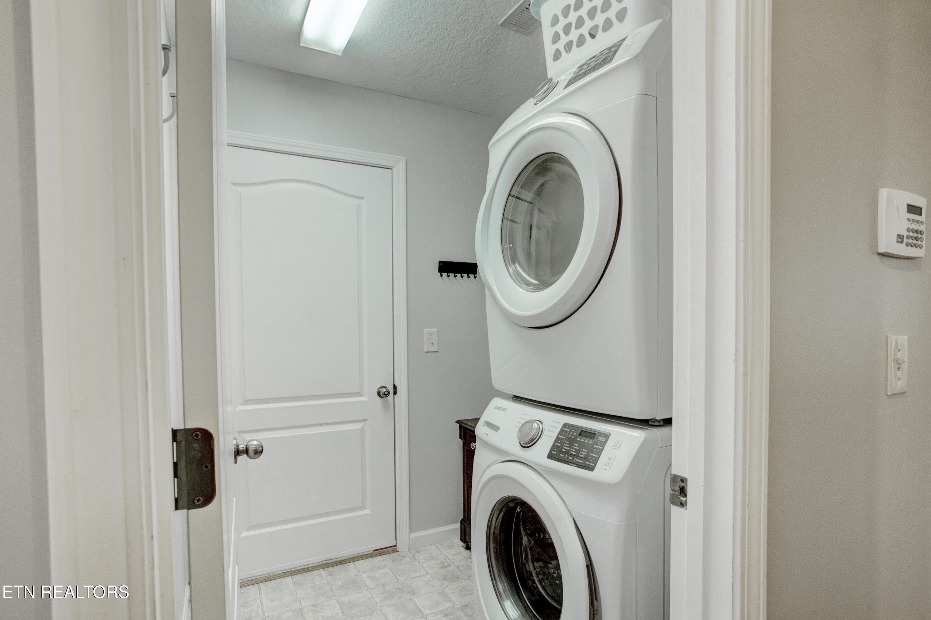 014 - 9931 Thunderbolt Way Laundryroom - 9931 Thunderbolt Way, Knoxville, TN 37923, Knoxville