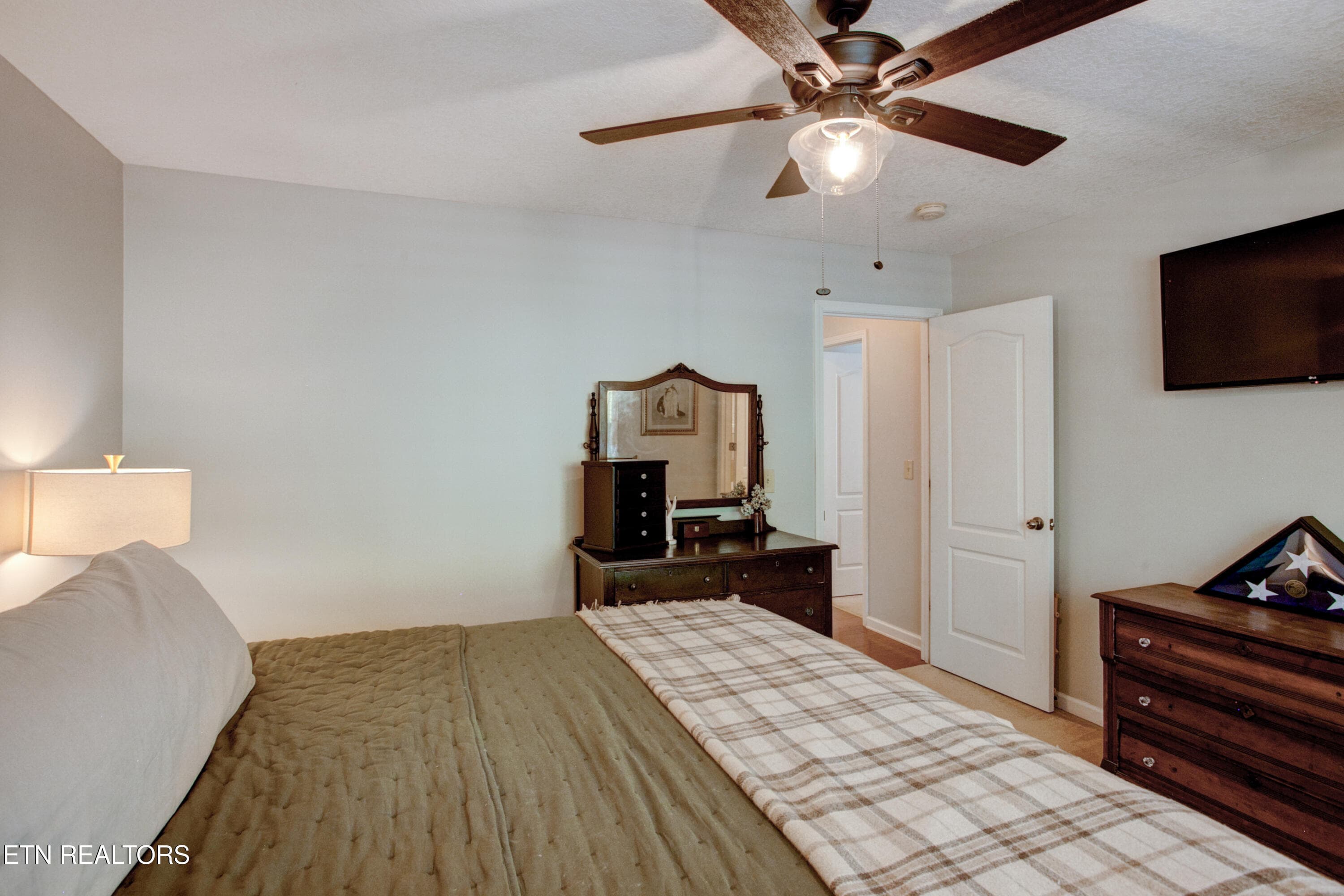 027 - 9931 Thunderbolt Way Primary Bedro - 9931 Thunderbolt Way, Knoxville, TN 37923, Knoxville