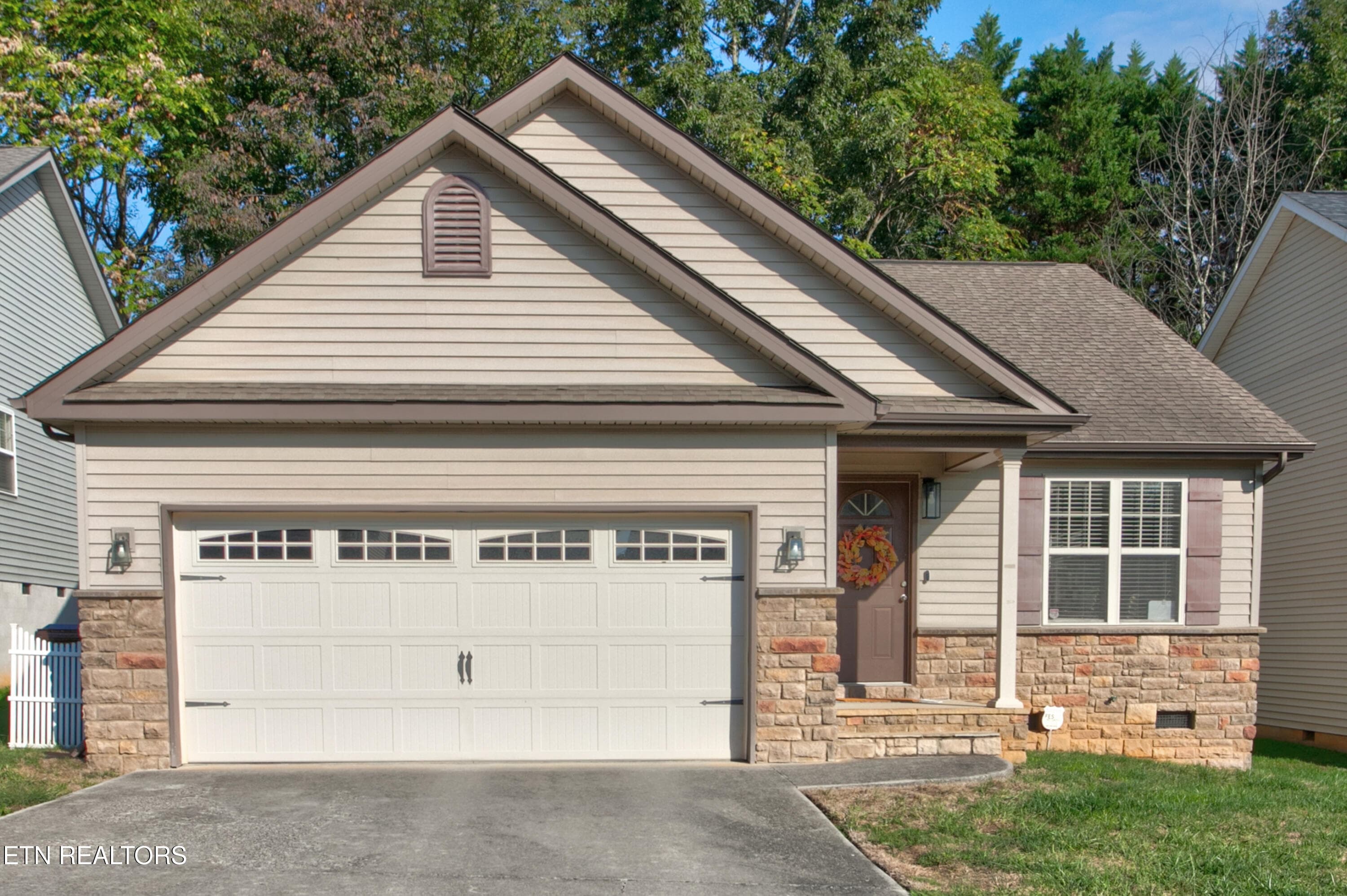 043 - 9931 Thunderbolt Way - 9931 Thunderbolt Way, Knoxville, TN 37923, Knoxville