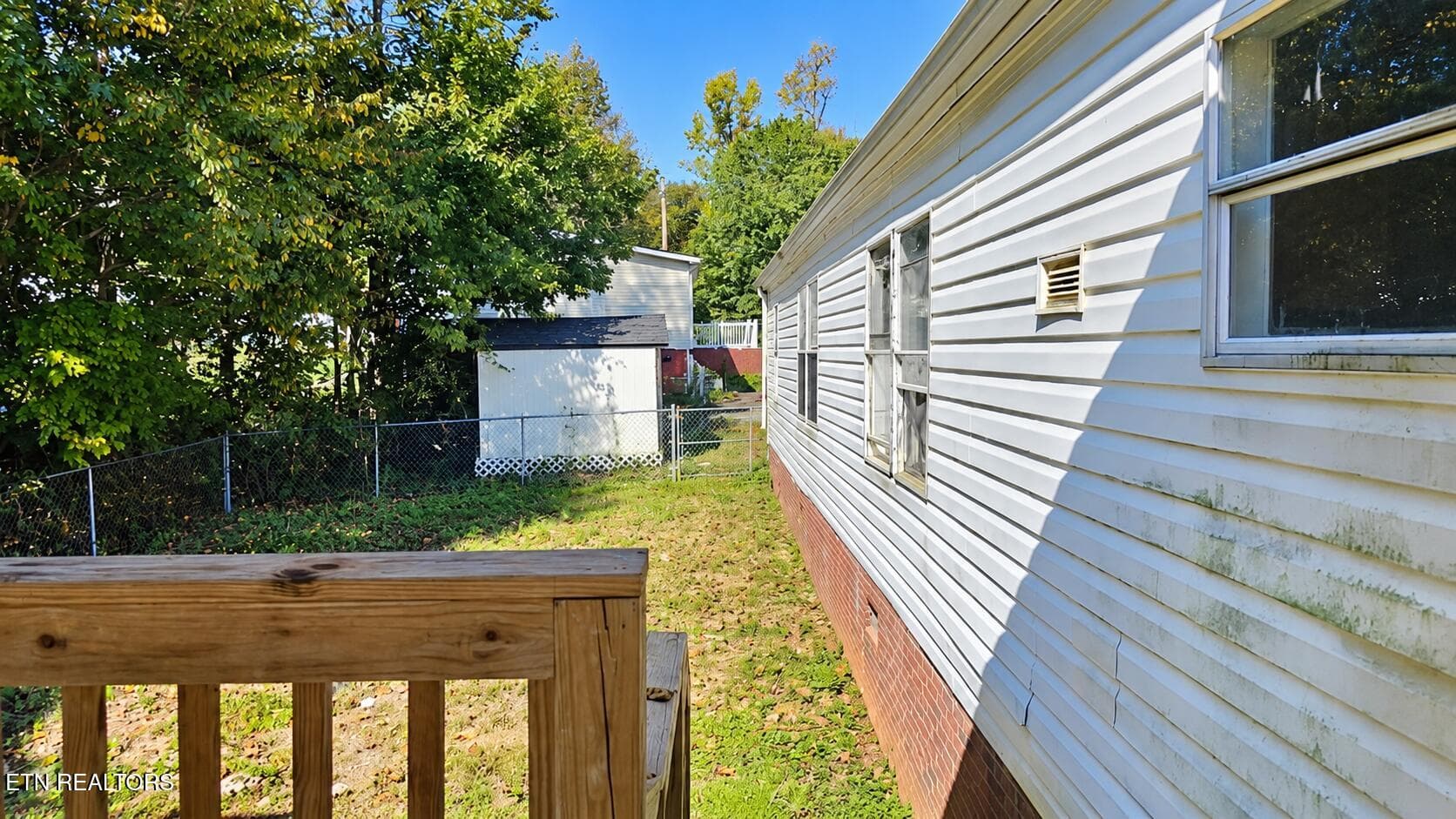 file_0000000053e48243a72314ca5abe7c1b - 137 Cutters Lane, Clinton, TN 37716