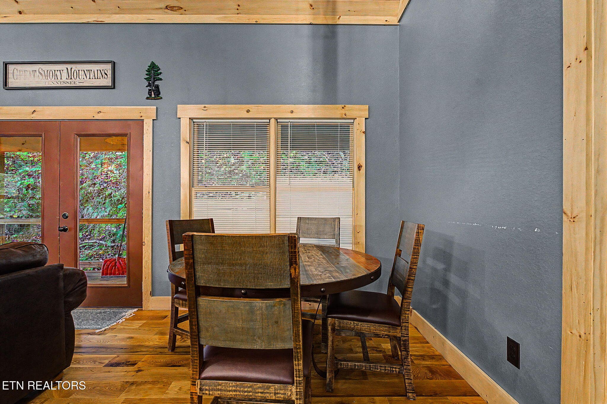14-web-or-mls-2489-waldens-creek-rd - 2489 Waldens Creek Rd, Sevierville, TN 37862, Sevierville