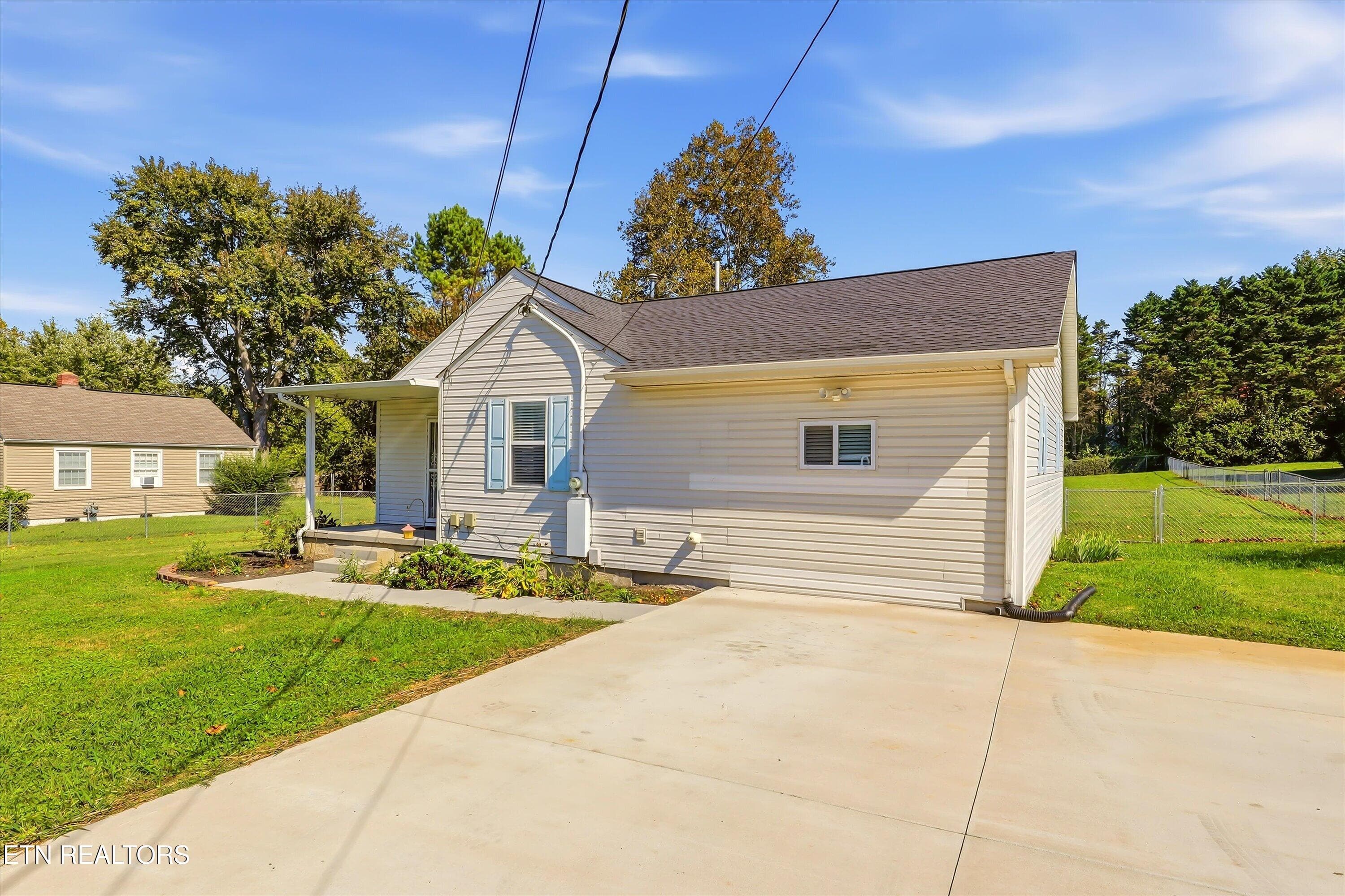 3106 Vera Drive, Knoxville, TN 37917