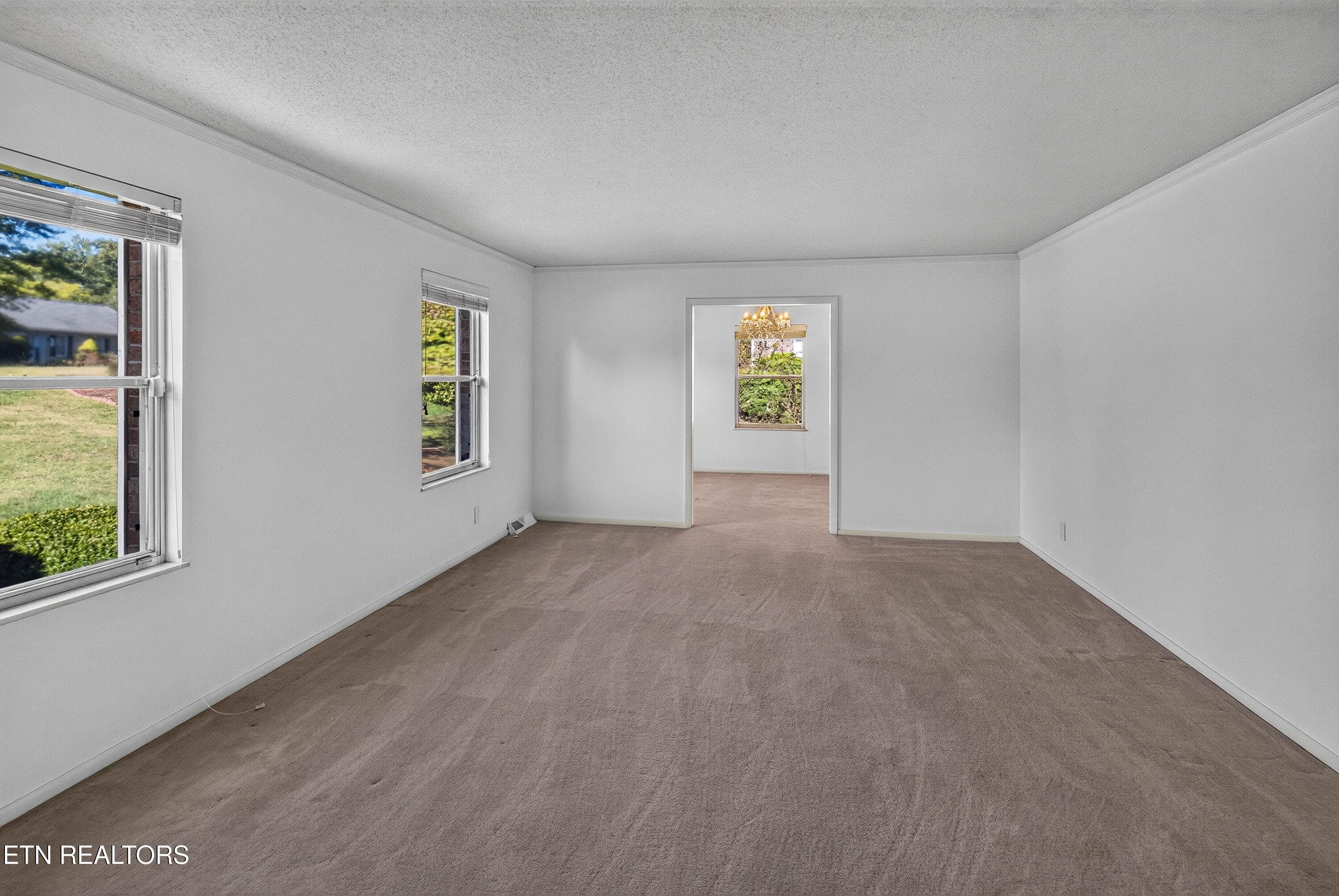 Formal Living Room - 5504 River Point Cove Rd, Knoxville, TN 37919