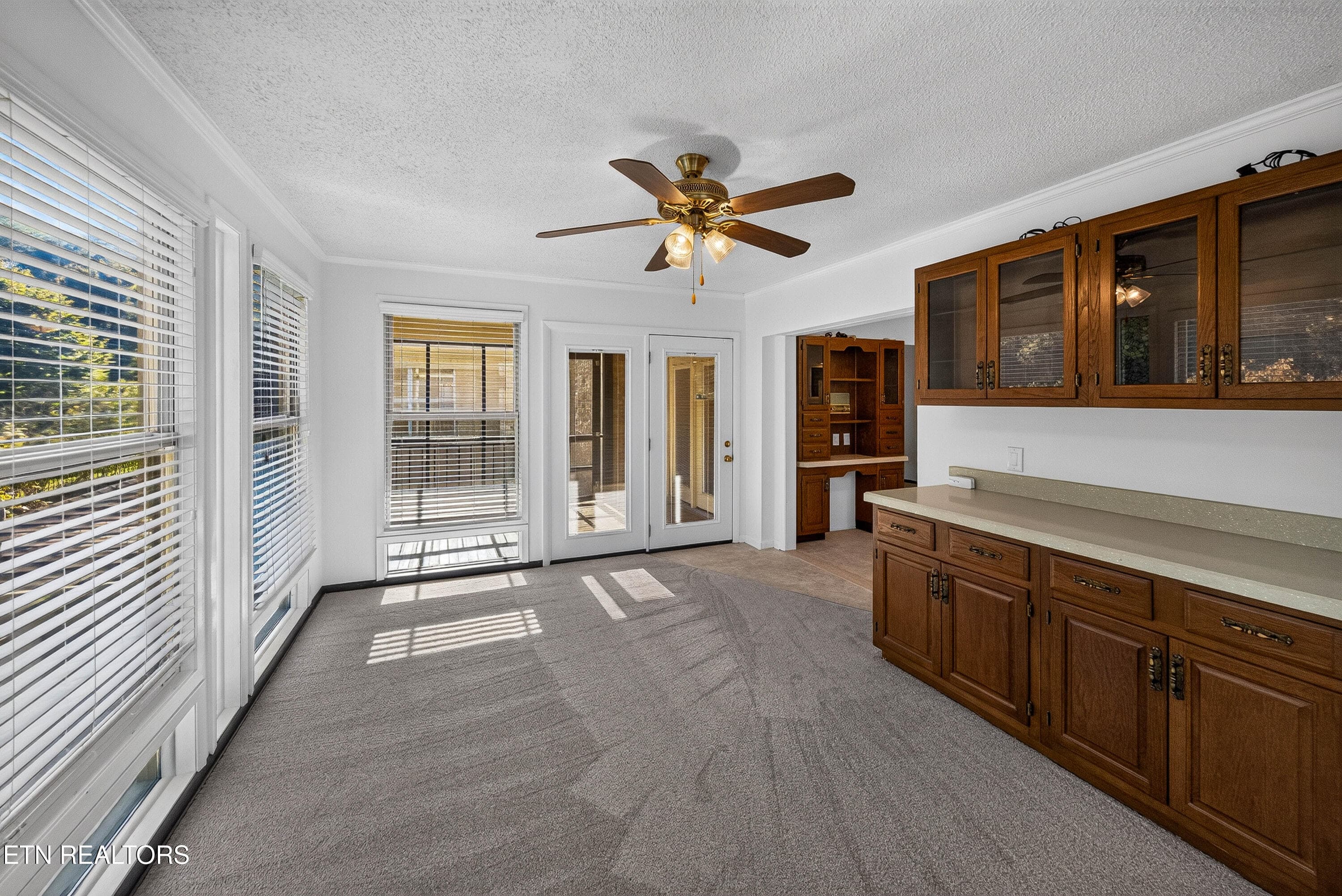 Possible Dining Room - 5504 River Point Cove Rd, Knoxville, TN 37919