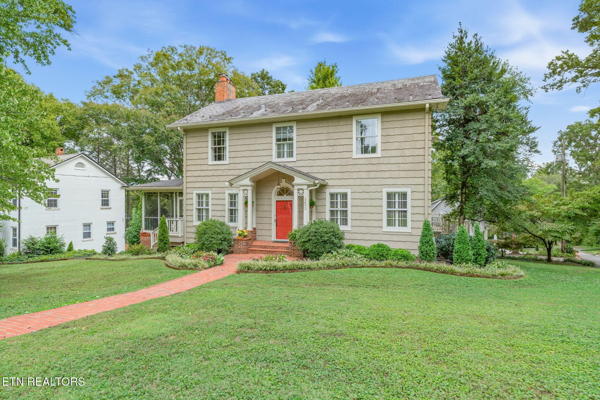 3852 Woodhill Place, Knoxville, TN 37919