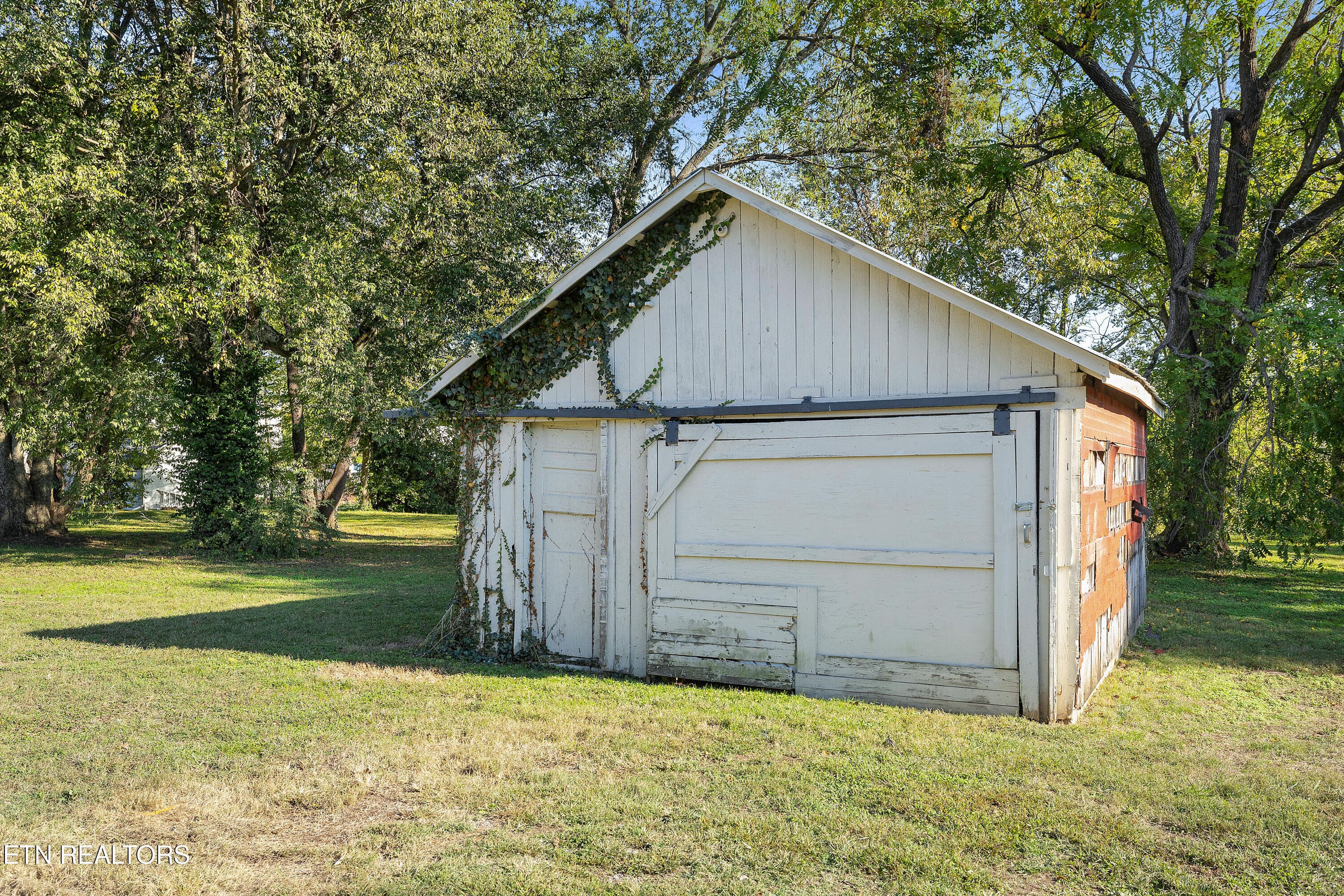 Positive Perceptions-34 - 2622 Woodrow Drive, Knoxville, TN 37918, Knoxville