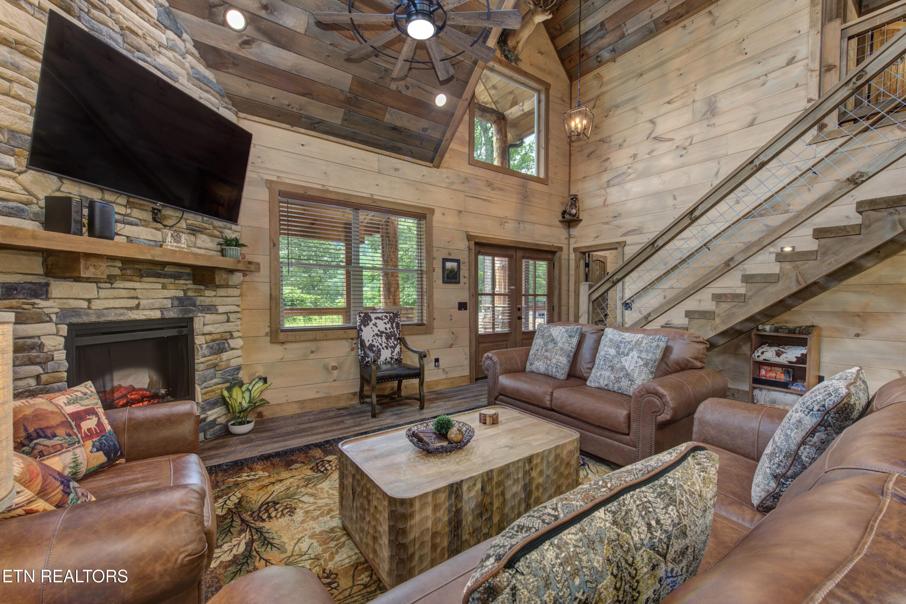 13-13_FriendsinBearPlaces - 466 Loop Rd, Gatlinburg, TN 37738, Gatlinburg