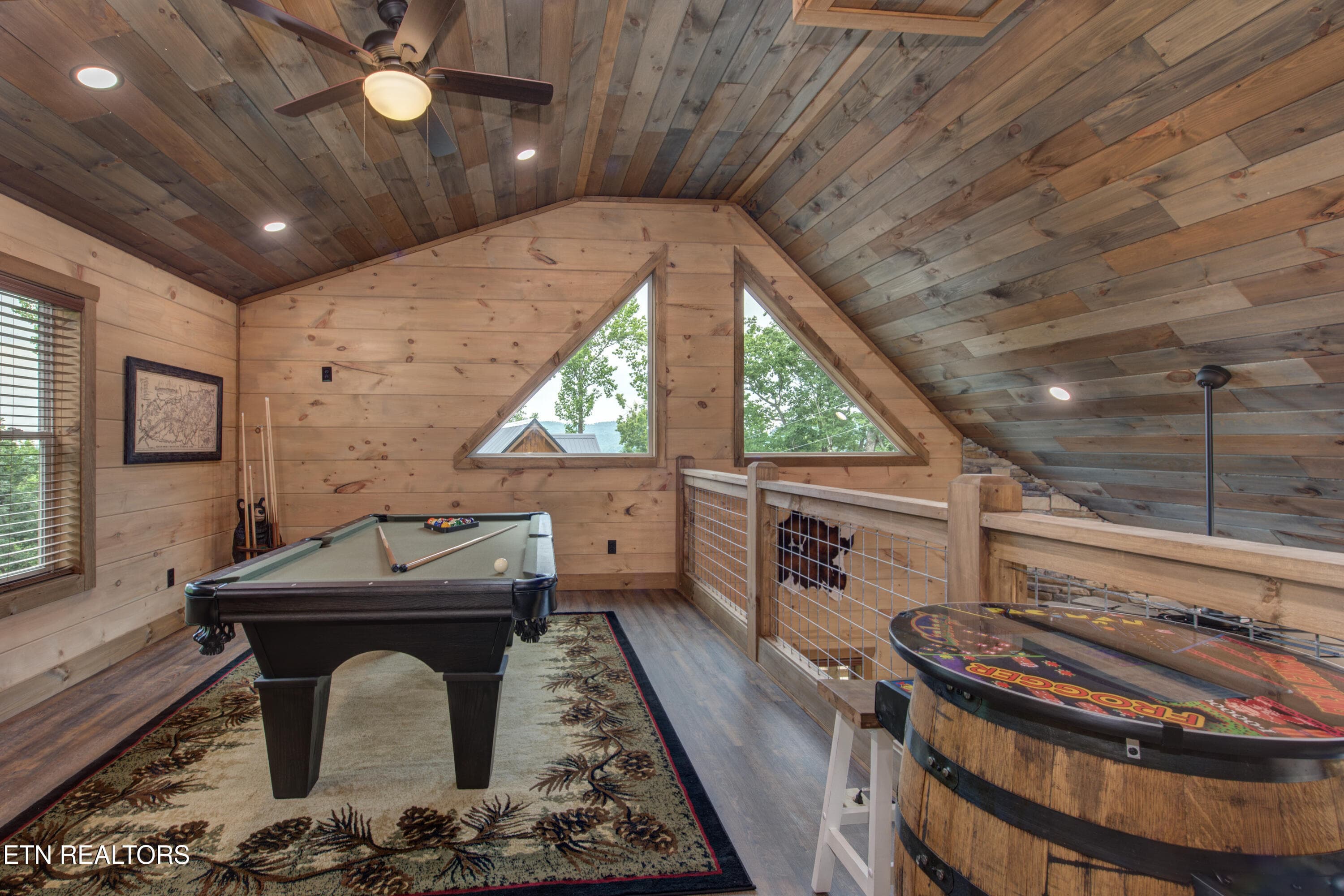 23-23_FriendsinBearPlaces - 466 Loop Rd, Gatlinburg, TN 37738, Gatlinburg