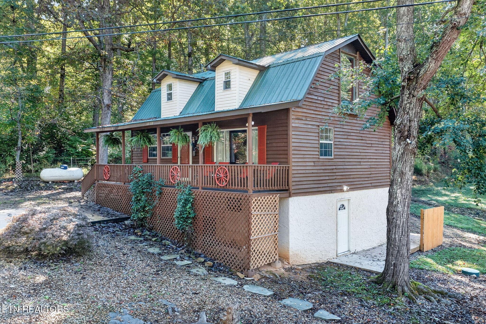2-web-or-mls-279 Siever Rd_006_TNPC - 279 Siever Rd, Crossville, TN 38572