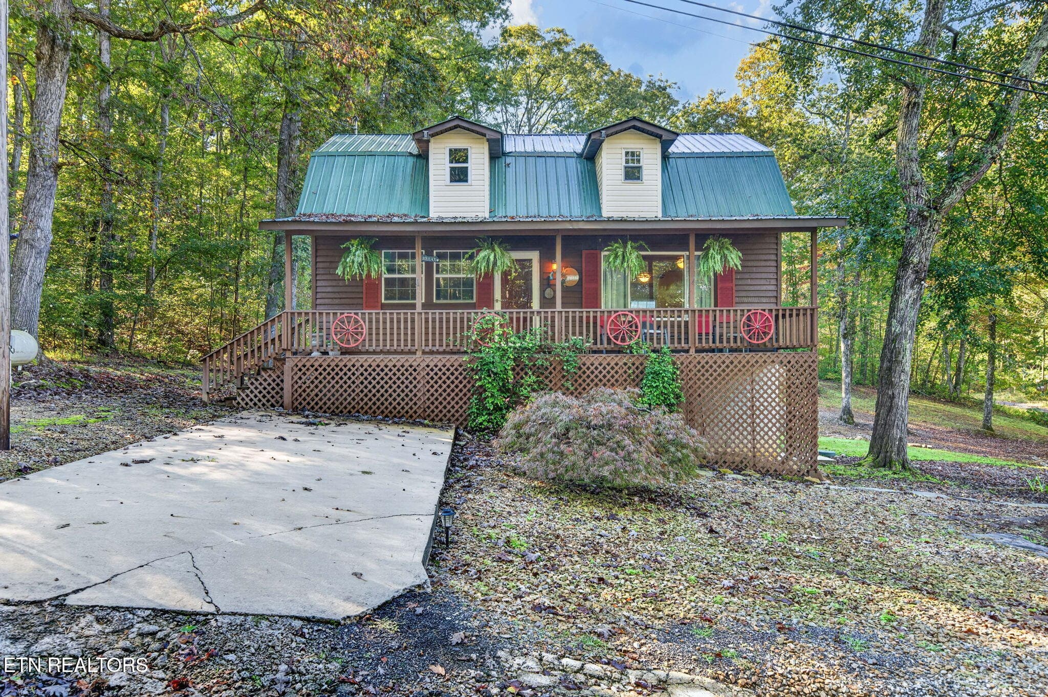 3-web-or-mls-279 Siever Rd_011_TNPC - 279 Siever Rd, Crossville, TN 38572