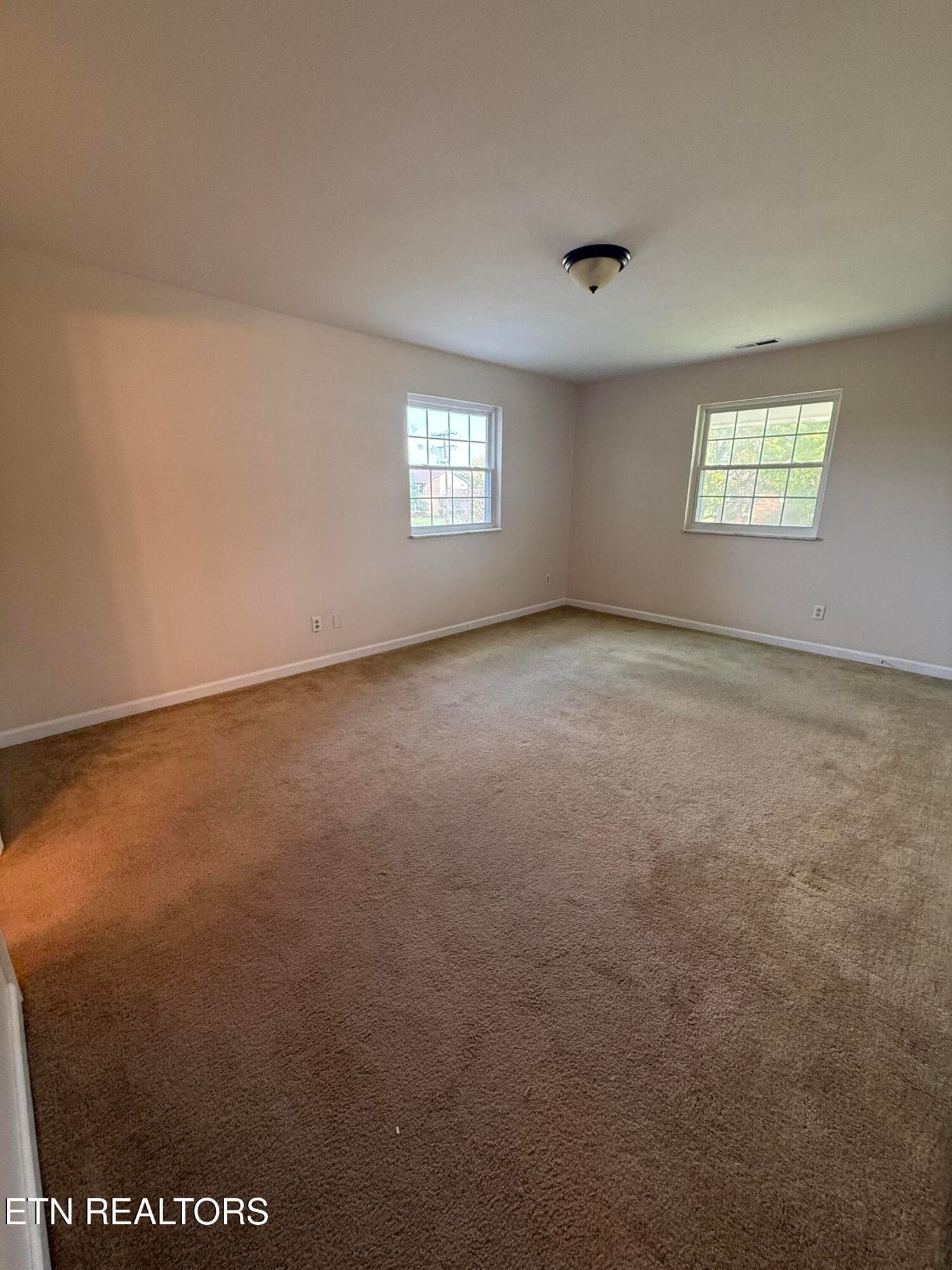 Bedroom 4 with en suite - 302 Jackson Hills Drive, Maryville, TN 37804, Maryville