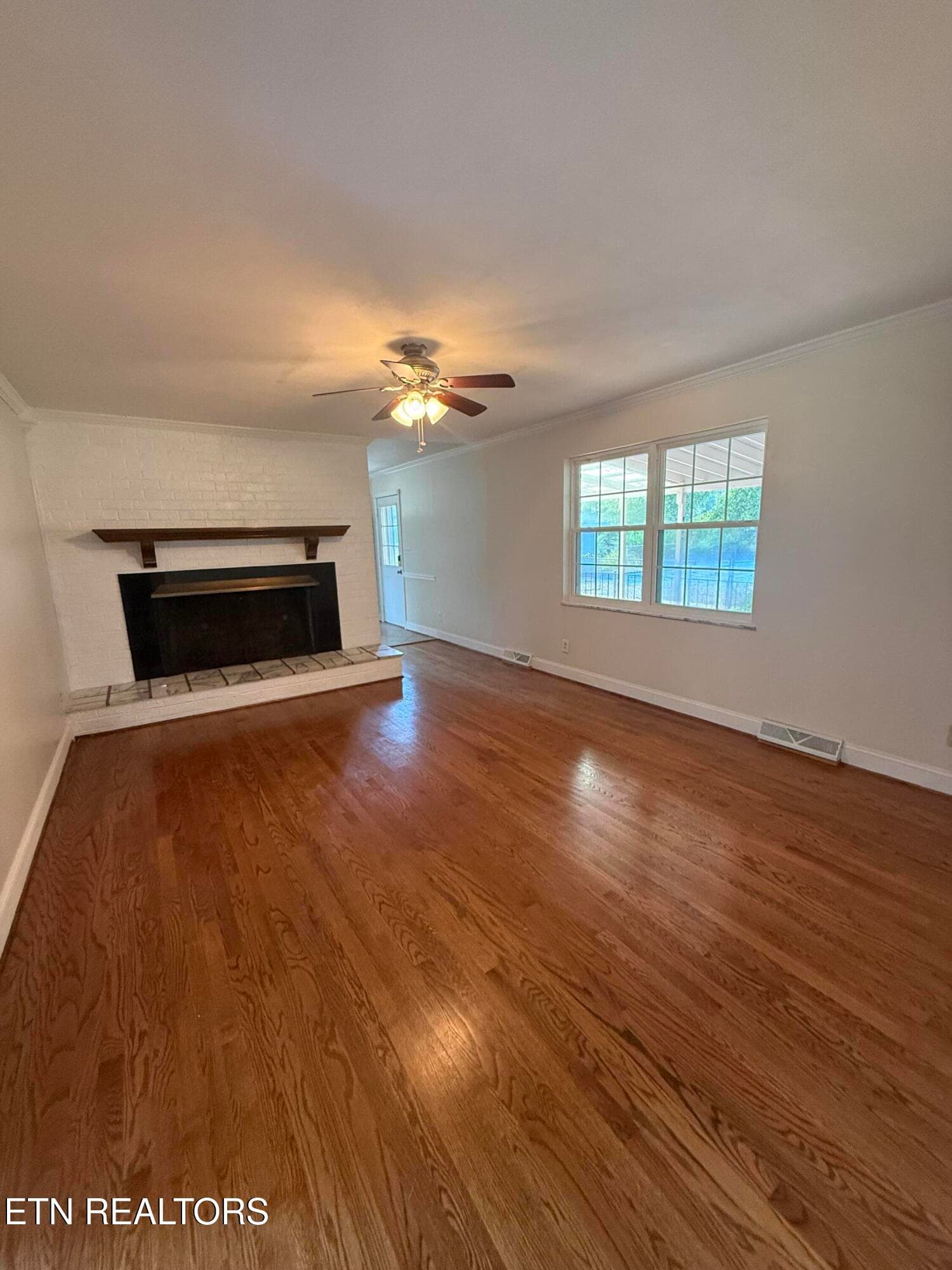 Family Room - 302 Jackson Hills Drive, Maryville, TN 37804, Maryville