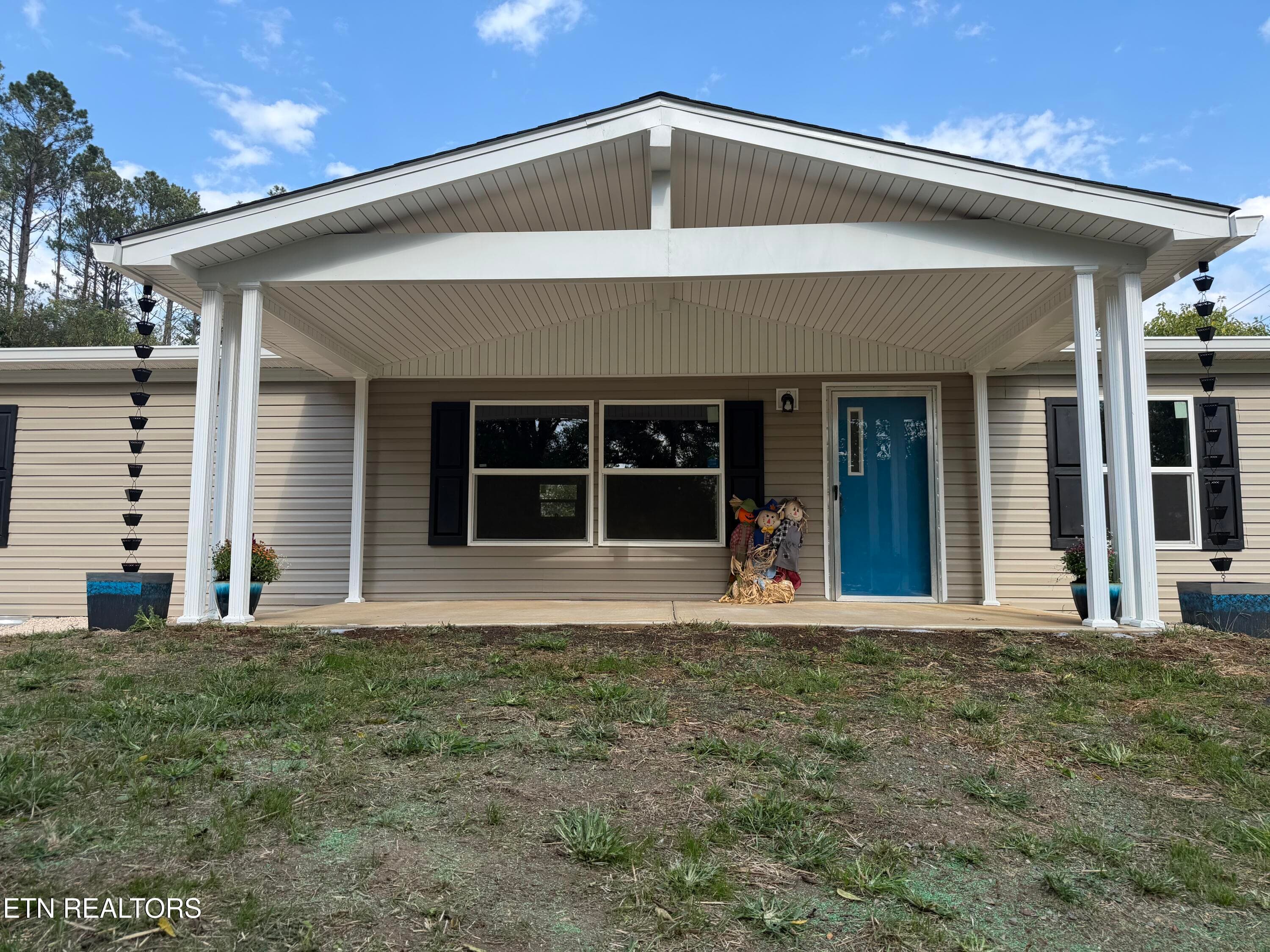 Welcome Home - 19185 Martel Rd, Lenoir City, TN 37772, Lenoir City