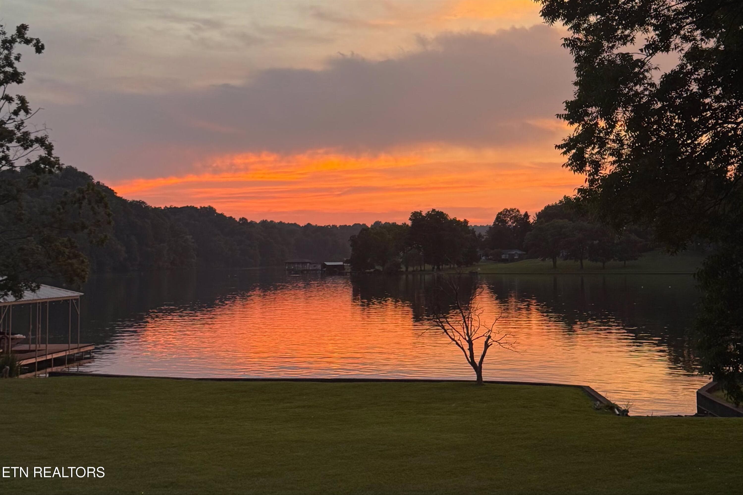 51-4827Riversedge_iPhoneSunset-1 - 4827 Riversedge Rd, Louisville, TN 37777, Louisville