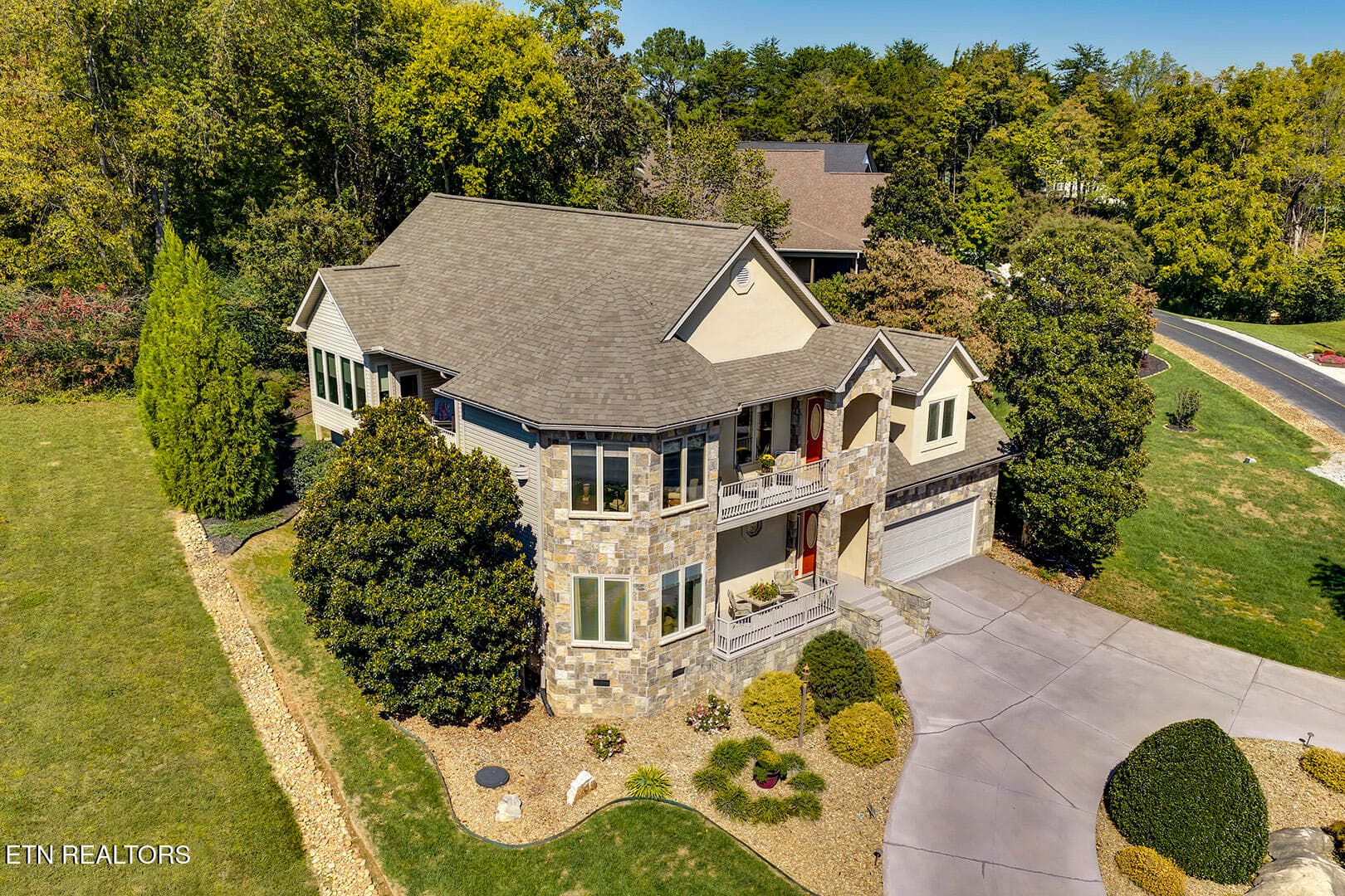 03_275 Dudala Way_FrontLeftElevated - 275 Dudala Way, Loudon, TN 37774, Loudon
