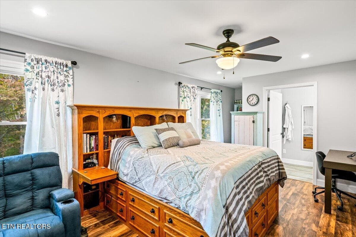 30-230 Mack Gamble Ln - 230 Mack Gamble Lane, Jacksboro, TN 37757