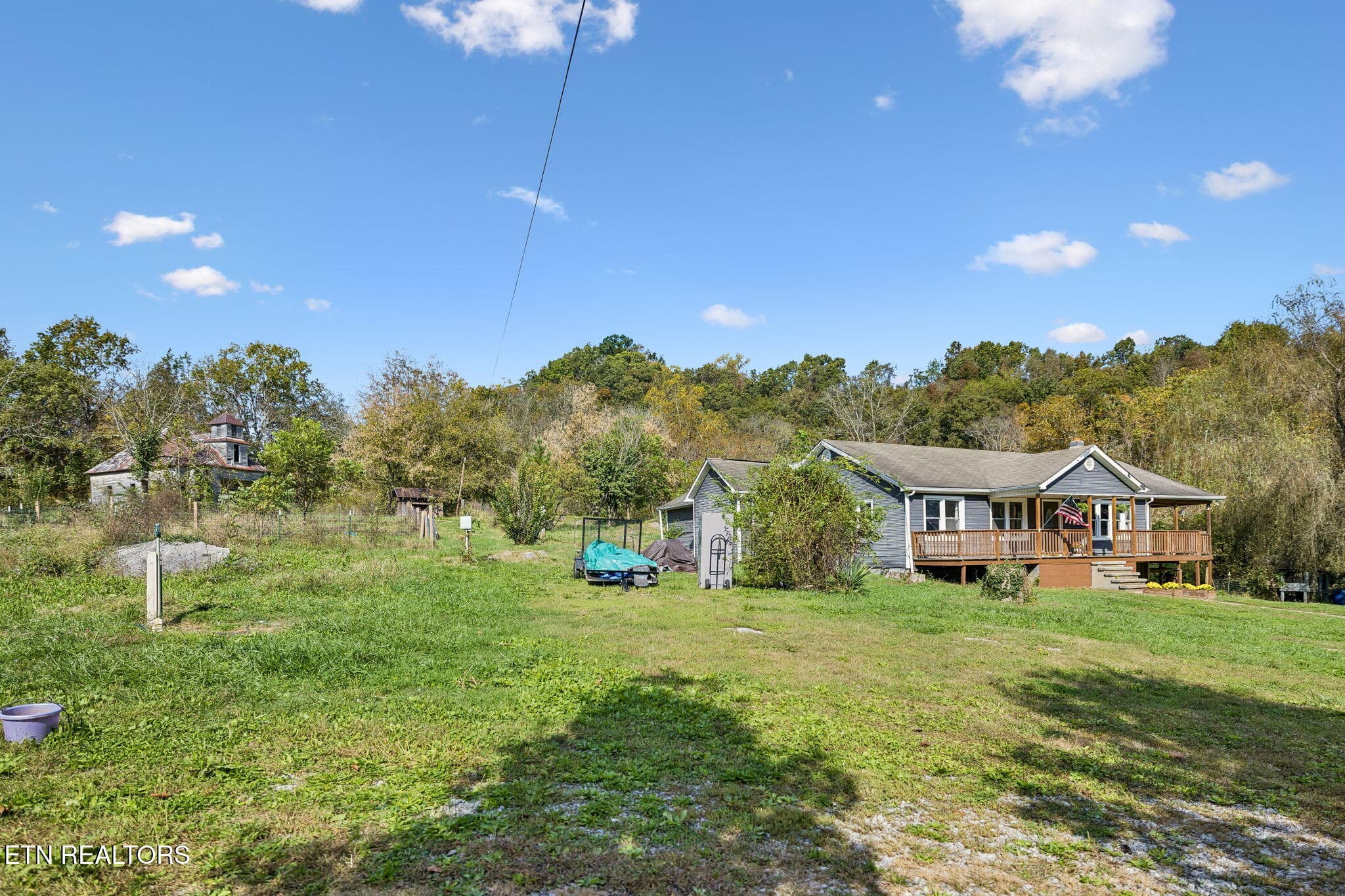 RV Parking - 3134 Highway 131, Washburn, TN 37888, Washburn
