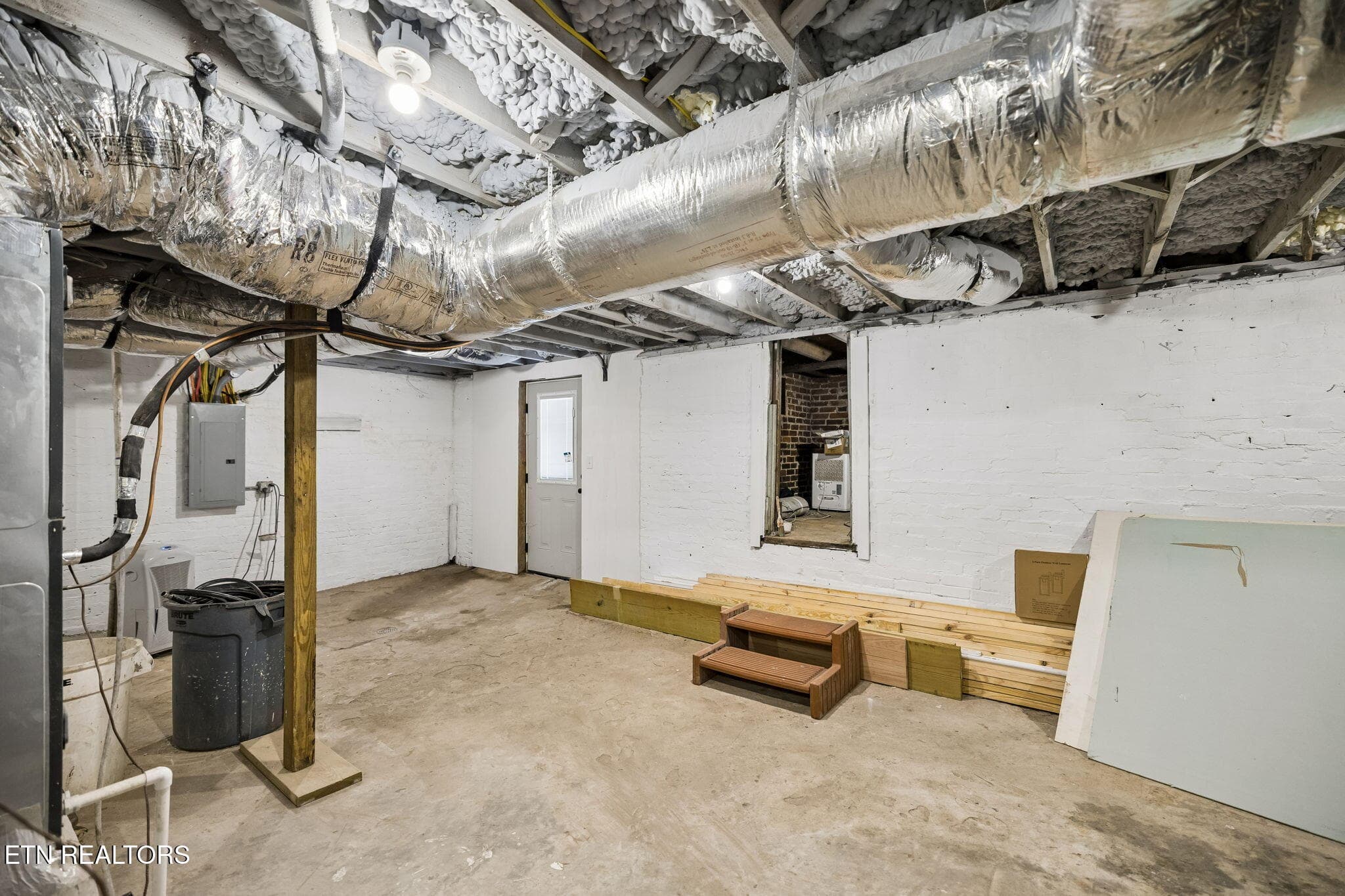 Basement 2 - 2746 Linden Ave, Knoxville, TN 37914, Knoxville