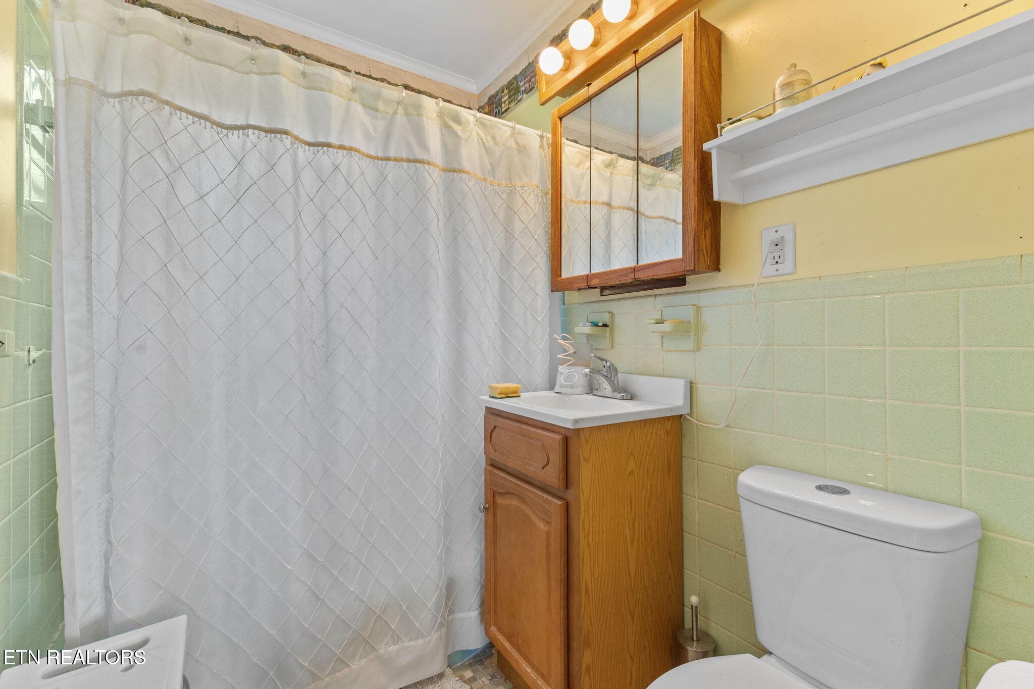43-web-or-mls-3F1A9579 - 524 View Park Drive, Knoxville, TN 37920, Knoxville