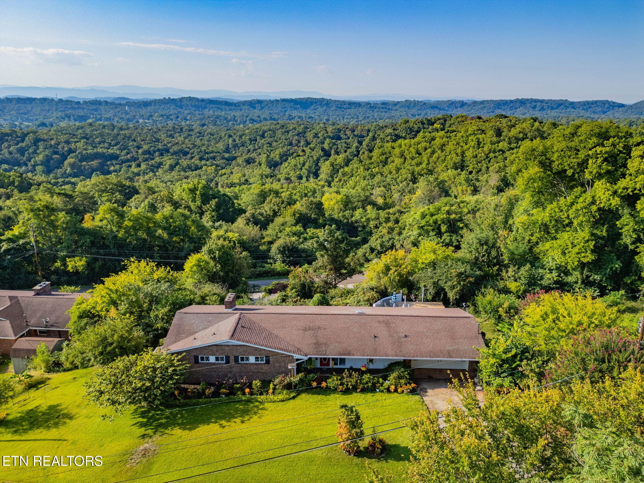 16-web-or-mls-DJI_0961-HDR - 524 View Park Drive, Knoxville, TN 37920, Knoxville