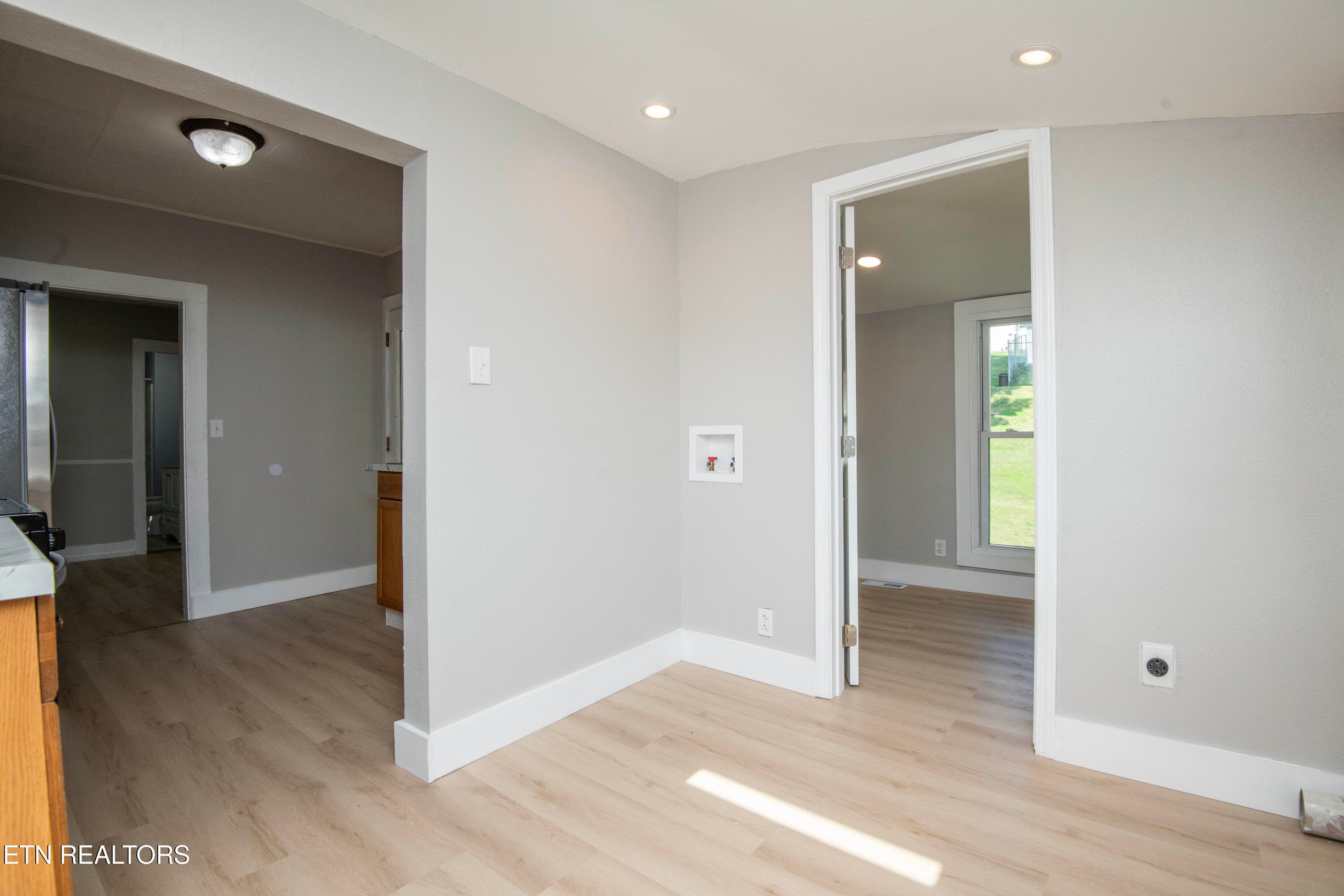 kitchen 5 - 509 W 3rd Ave, Lenoir City, TN 37771, Lenoir City