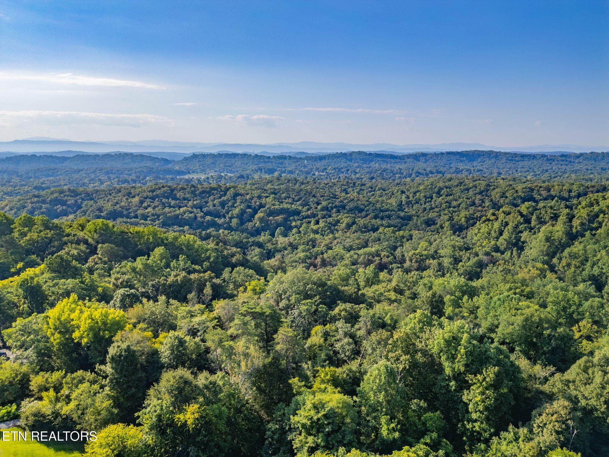 109-web-or-mls-DJI_0001-HDR - 524 View Park Drive, Knoxville, TN 37920, Knoxville