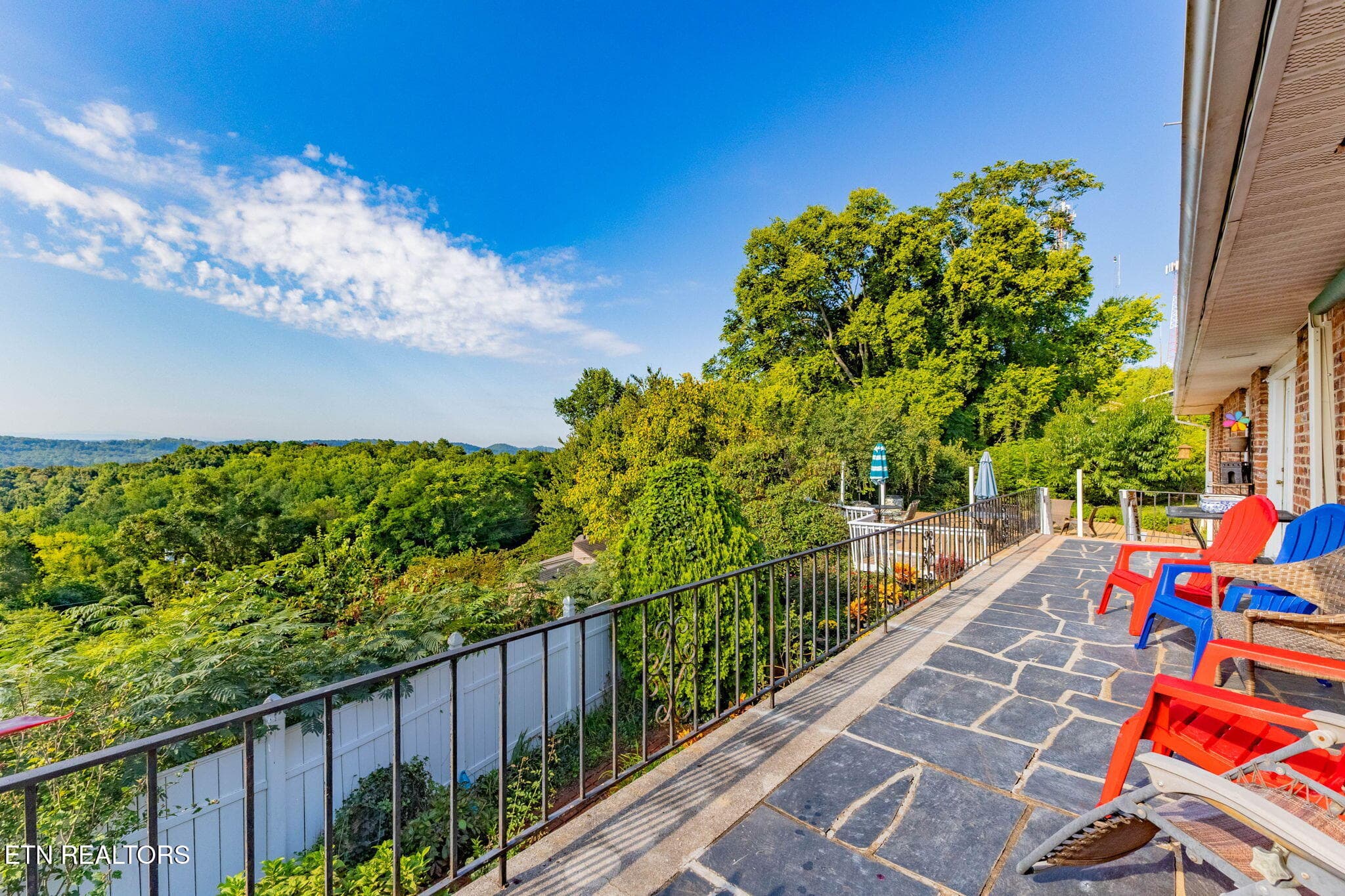 92-web-or-mls-3F1A9392-HDR - 524 View Park Drive, Knoxville, TN 37920, Knoxville