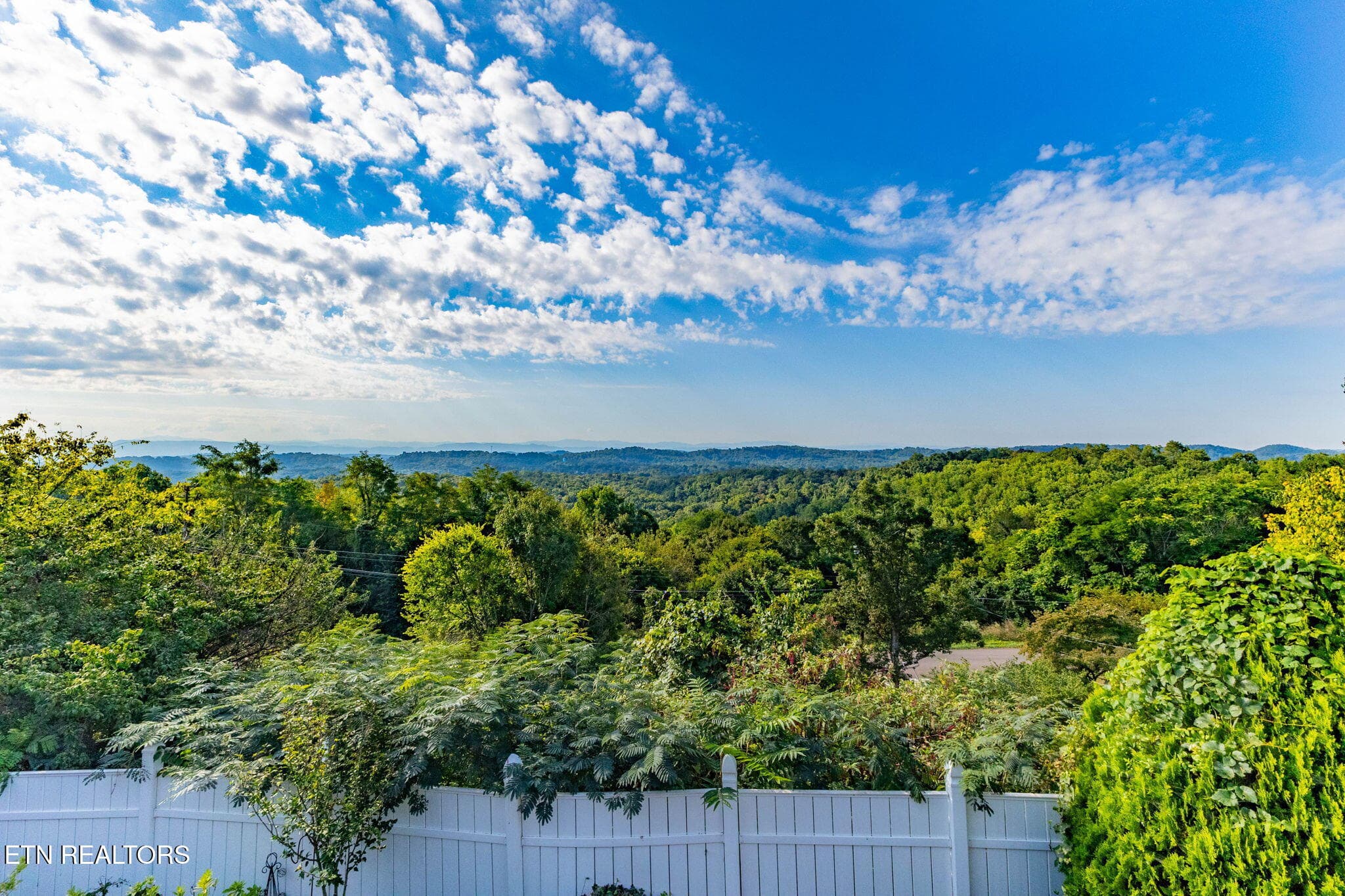90-web-or-mls-3F1A9386-HDR - 524 View Park Drive, Knoxville, TN 37920, Knoxville