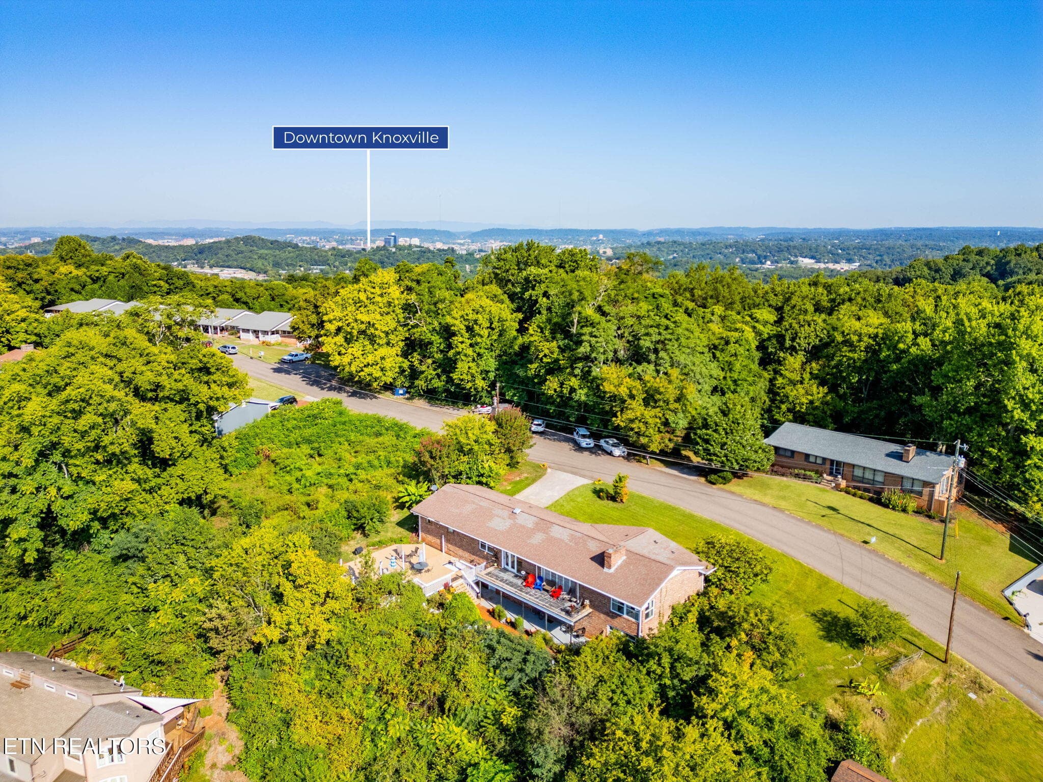 121-web-or-mls-DJI_0122-HDR - callout - 524 View Park Drive, Knoxville, TN 37920, Knoxville