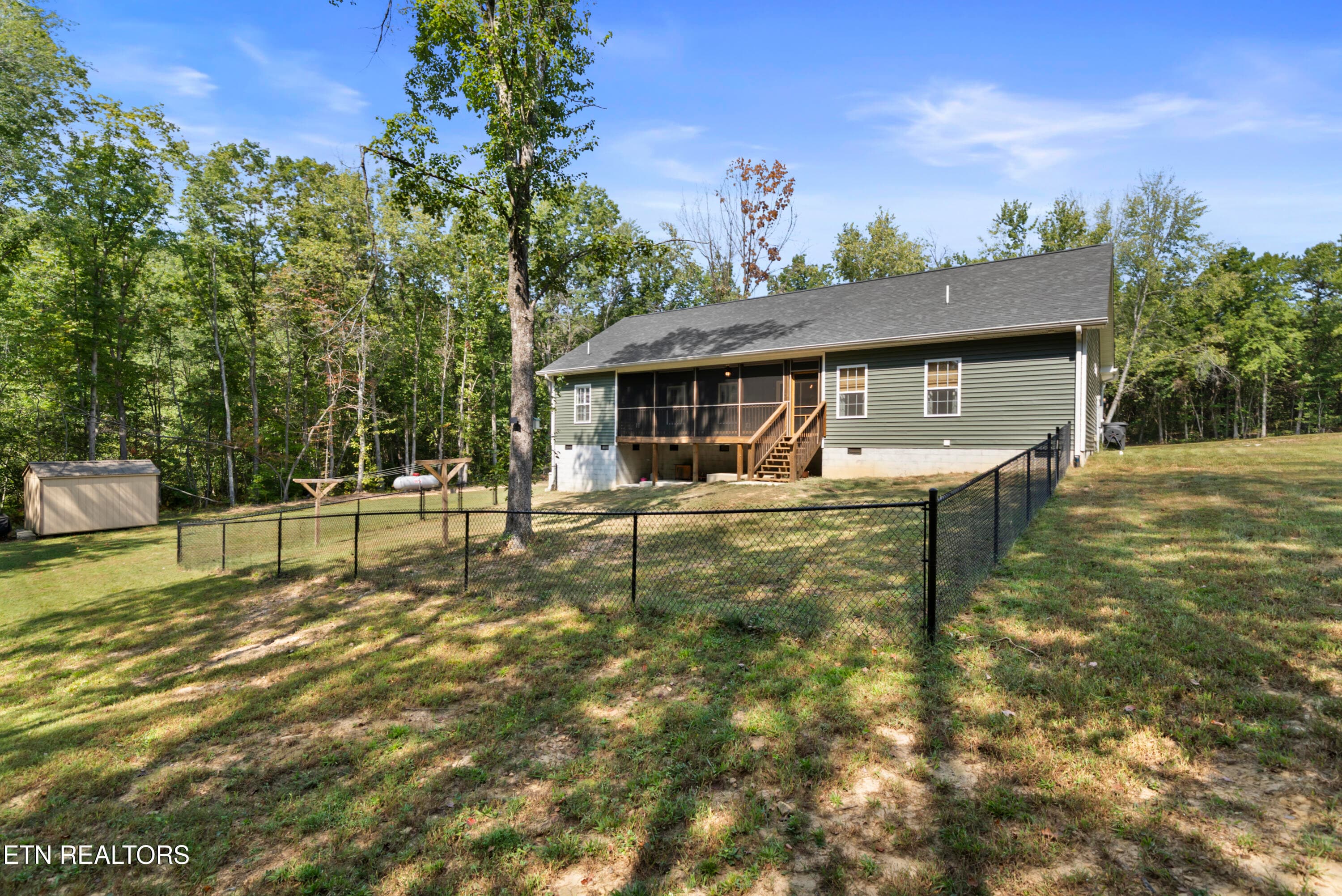 DSC04362 - 364 Alf Threet Rd, Jamestown, TN 38556, Jamestown