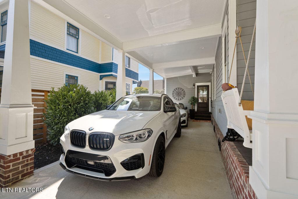 DSC08387 - 817 Deery St, Knoxville, TN 37917