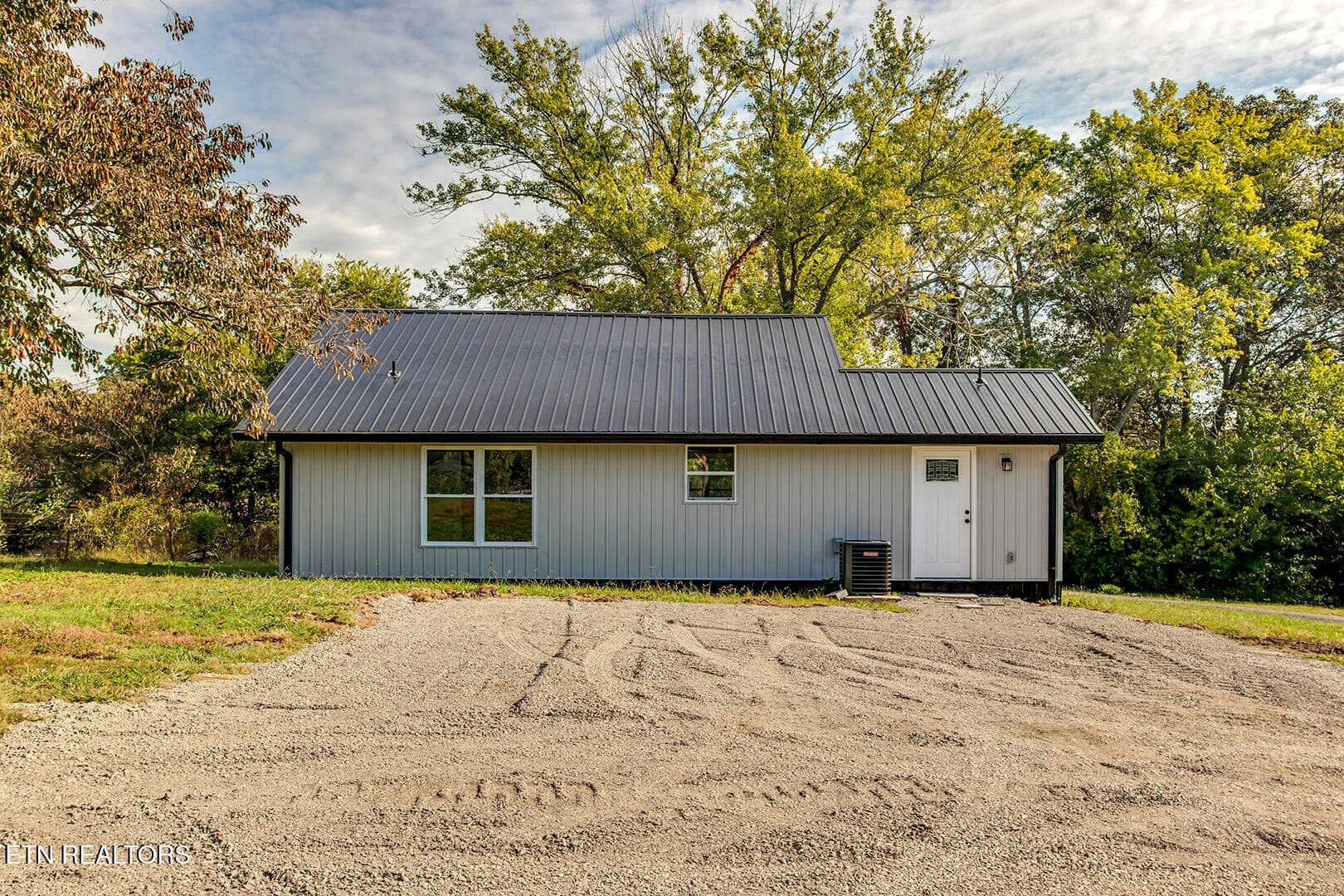 29_SChurchAvenue_319_Back - 319 S Church Ave, Rockwood, TN 37854, Rockwood