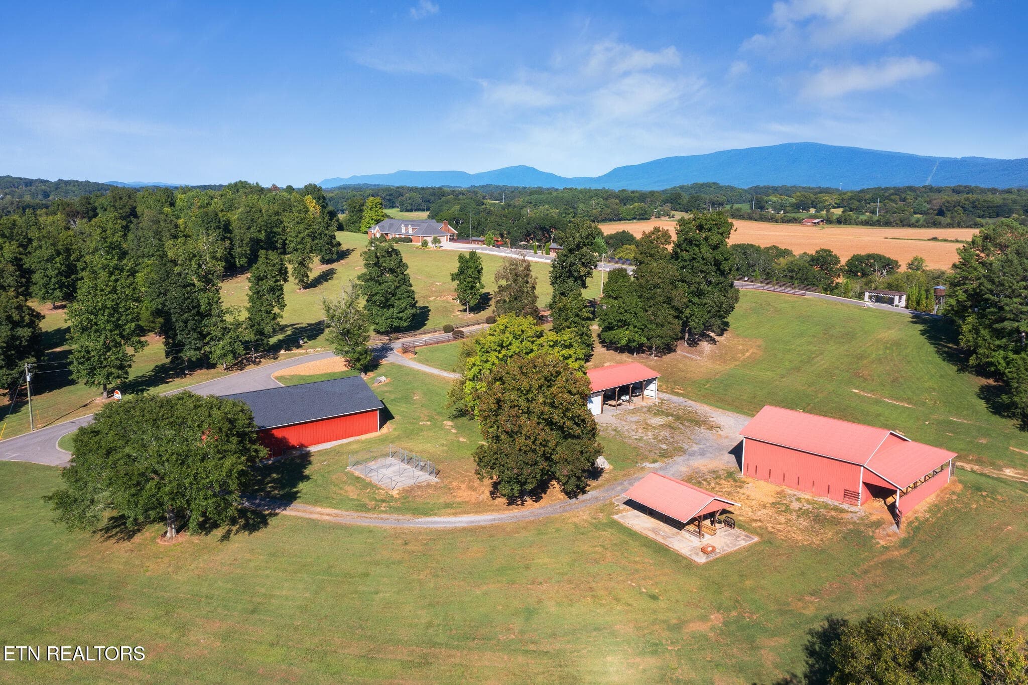 48_beyc6ad2aba0b6df0 - 1020 Thomas Rd, Benton, TN 37307