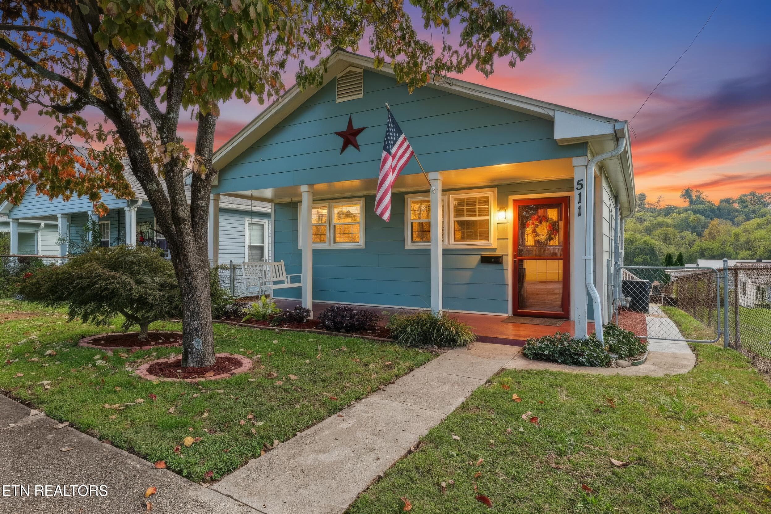 twilight - 511 Ferry St, Loudon, TN 37774, Loudon