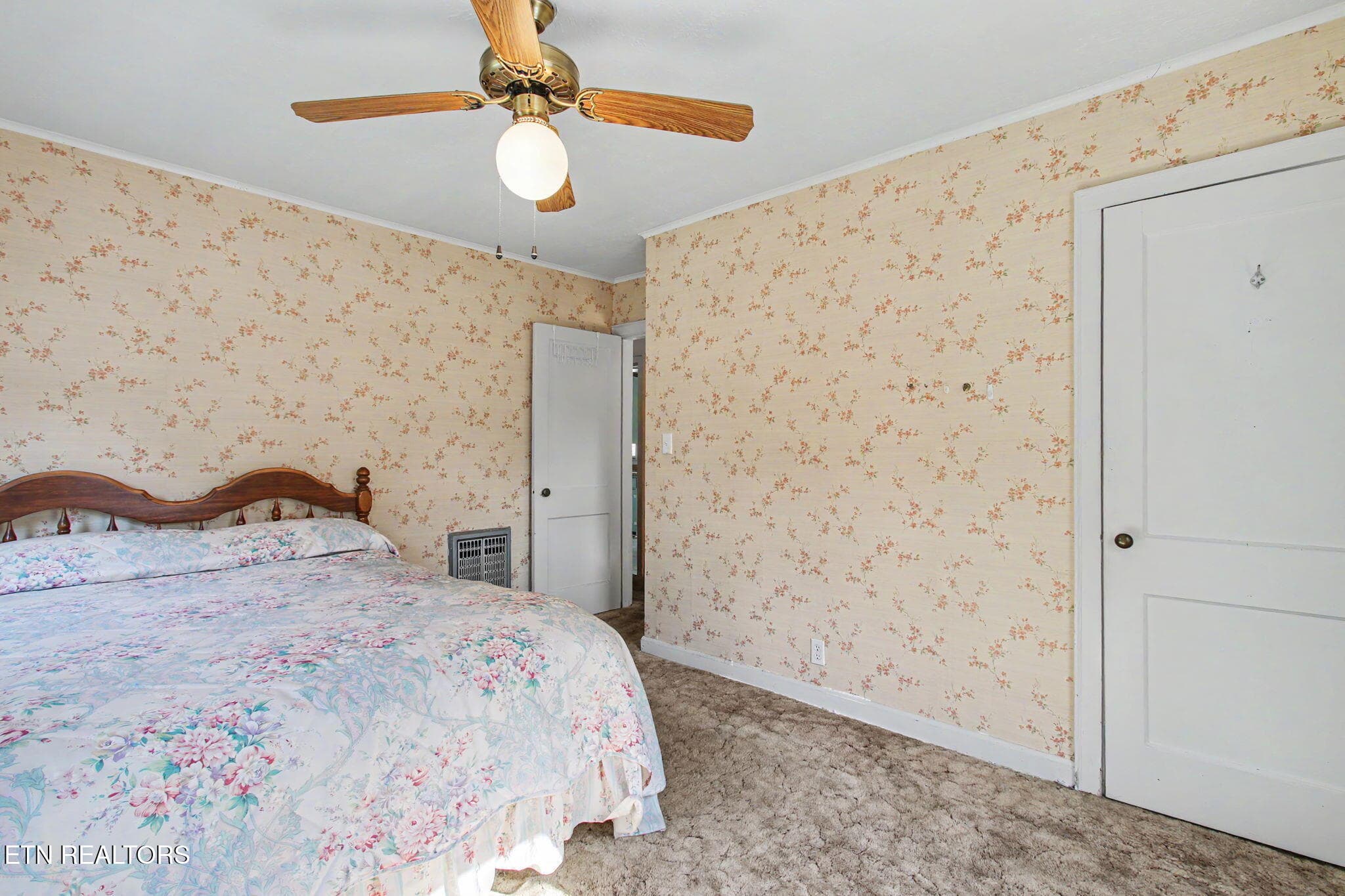 IMG_1320 - 5406 Greencrest Rd, Knoxville, TN 37918