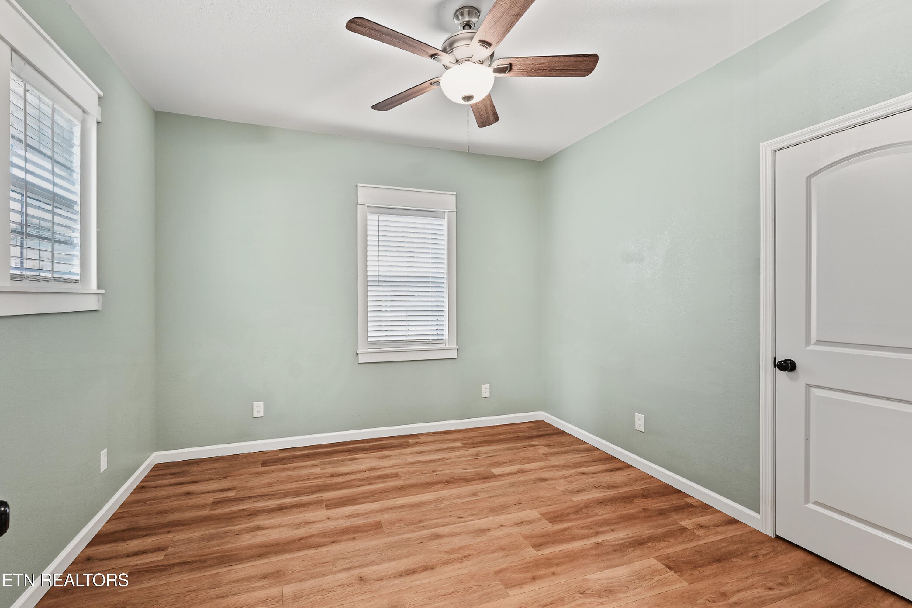 BEDROOM #2 - 511 Ferry St, Loudon, TN 37774, Loudon