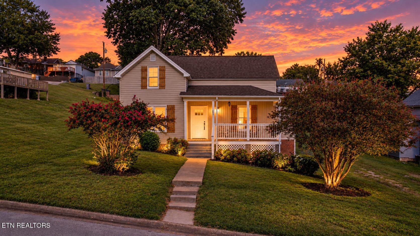 twilight - 509 W 3rd Ave, Lenoir City, TN 37771, Lenoir City