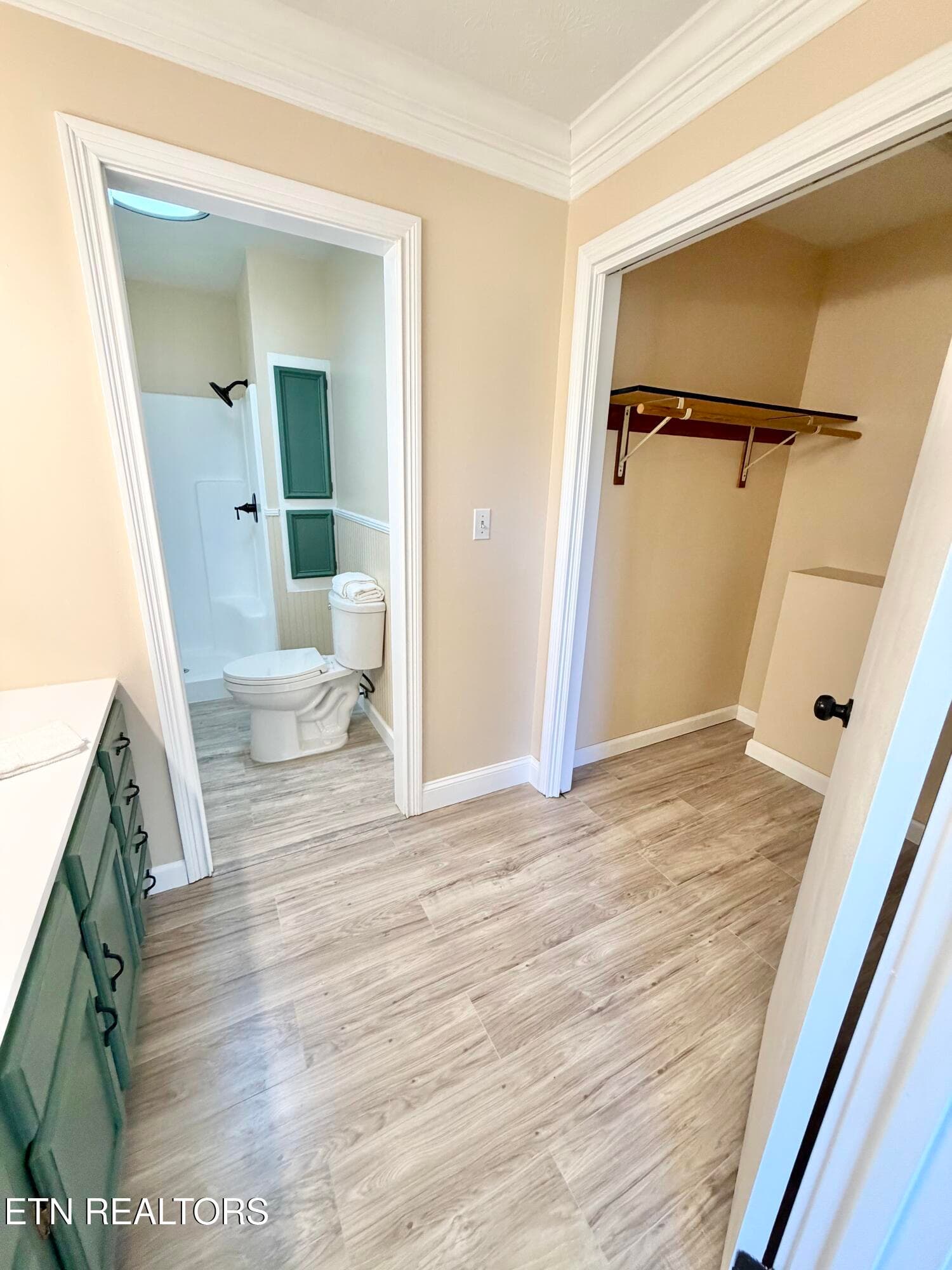 Master closet and bath - 7803 Lucky Lane, Corryton, TN 37721