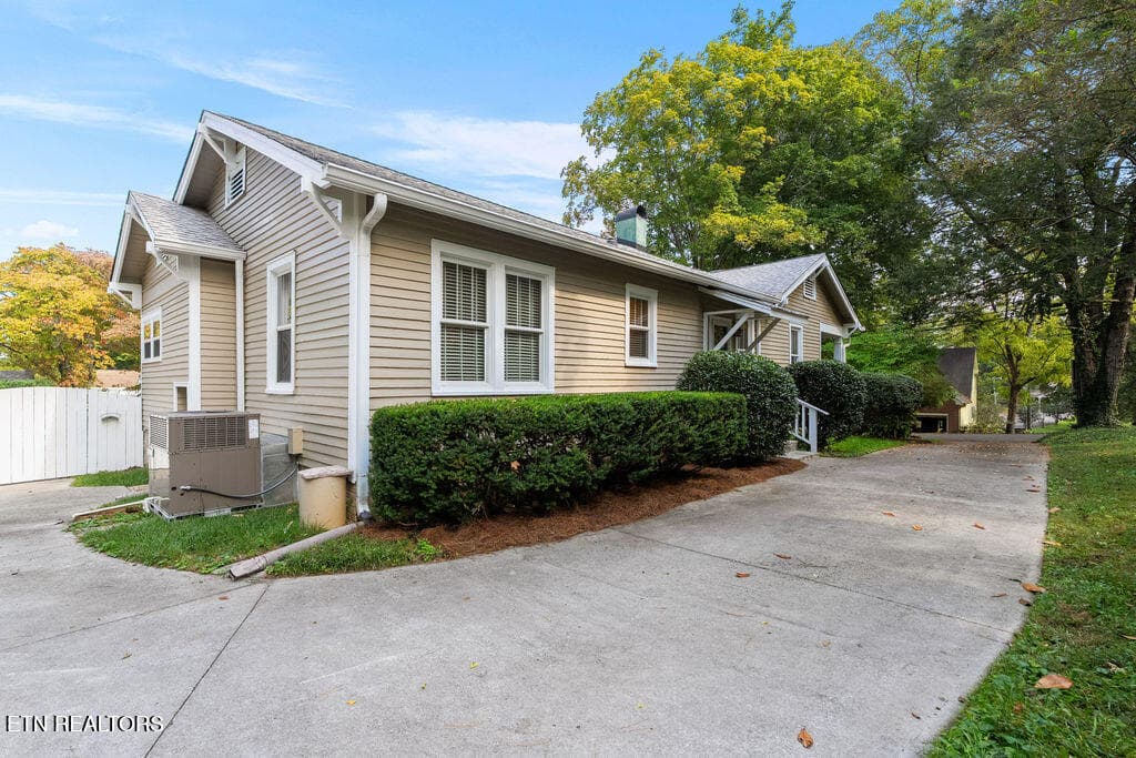 DSC09914 - 1117 Craig Rd, Knoxville, TN 37919