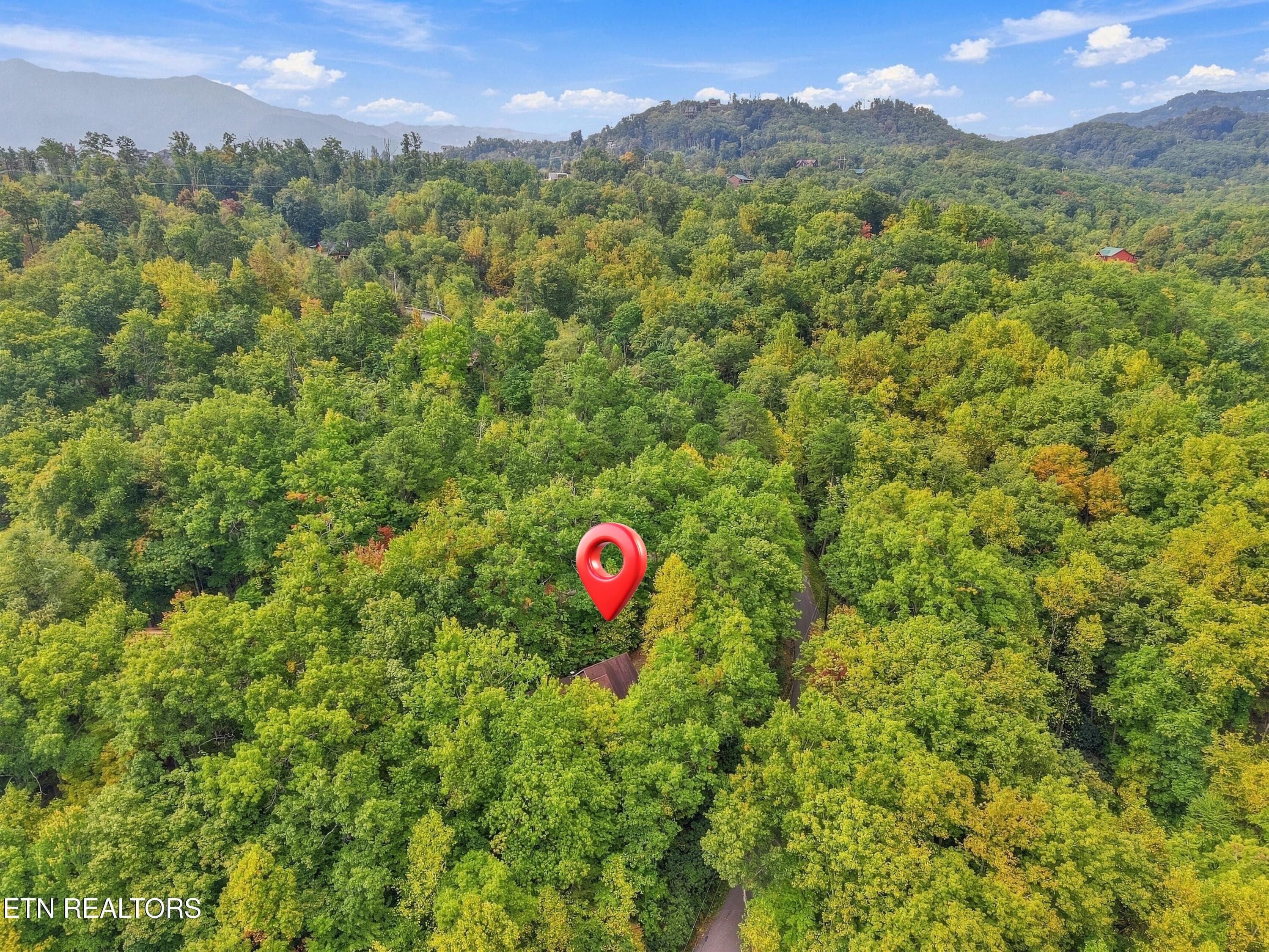 41-007_DJI_20261016163843_0777_D - 521 Jefferson Rd, Gatlinburg, TN 37738