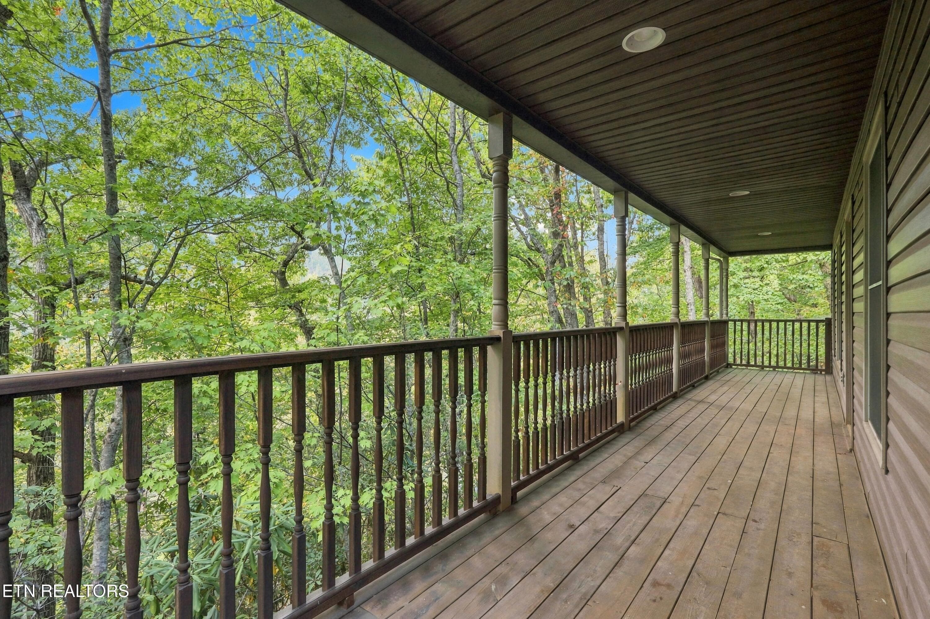 32-032_1I2A3011 - 521 Jefferson Rd, Gatlinburg, TN 37738