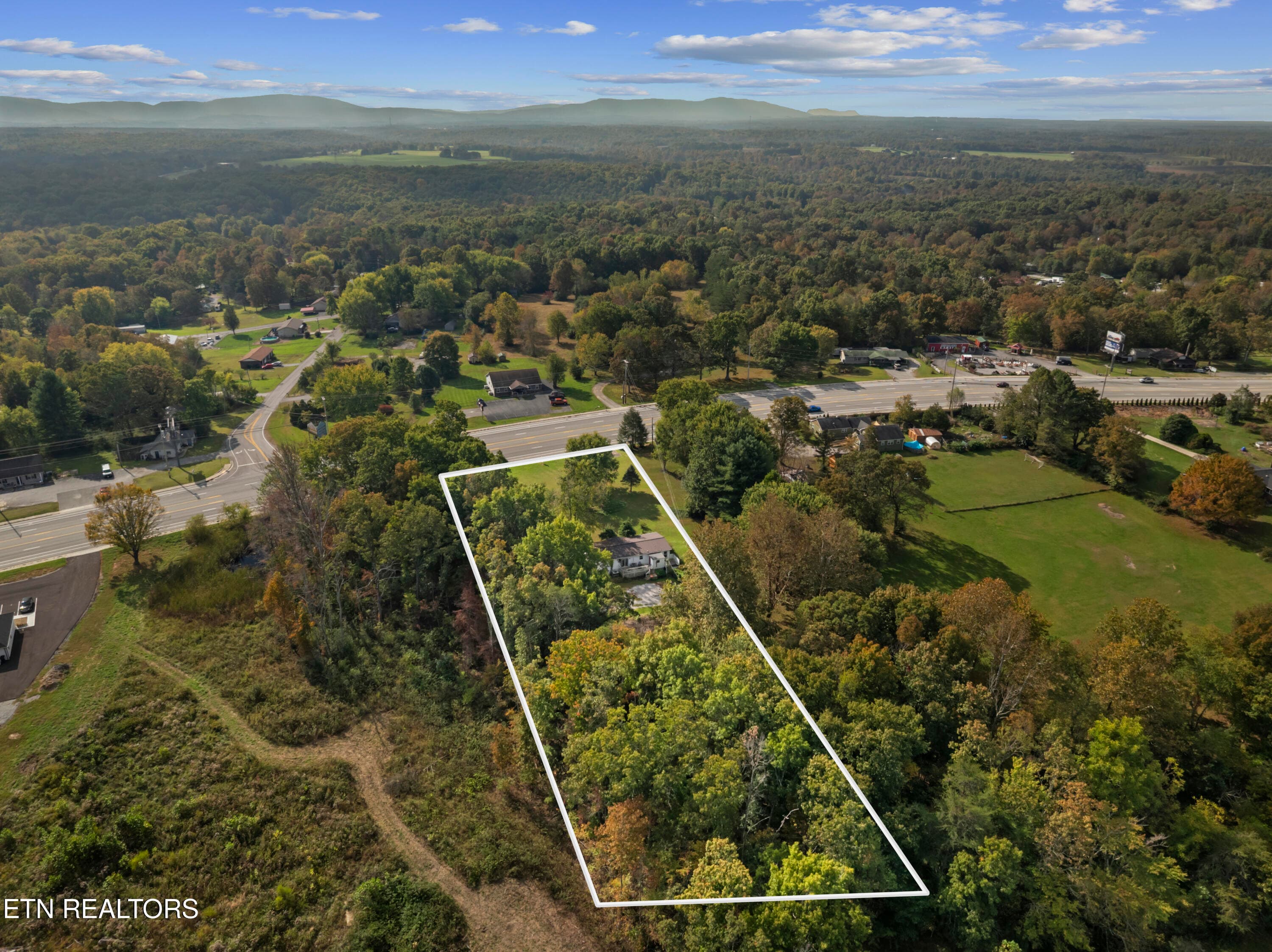 DJI_20261015101126_0995_D - 3533 Peavine Rd Rd, Crossville, TN 38571, Crossville