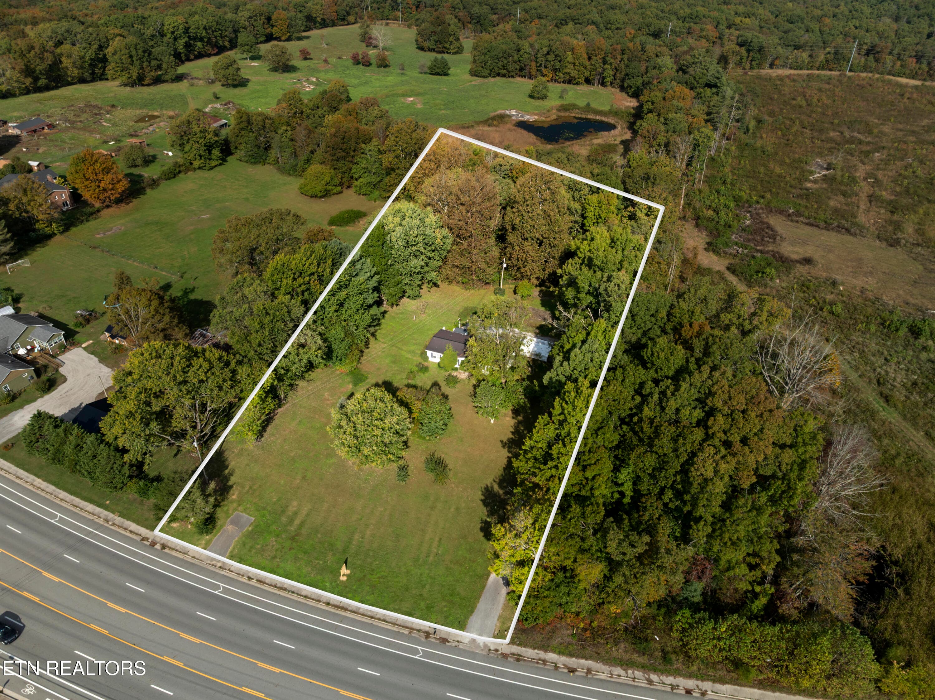 DJI_20261015101404_0009_D - 3533 Peavine Rd Rd, Crossville, TN 38571, Crossville