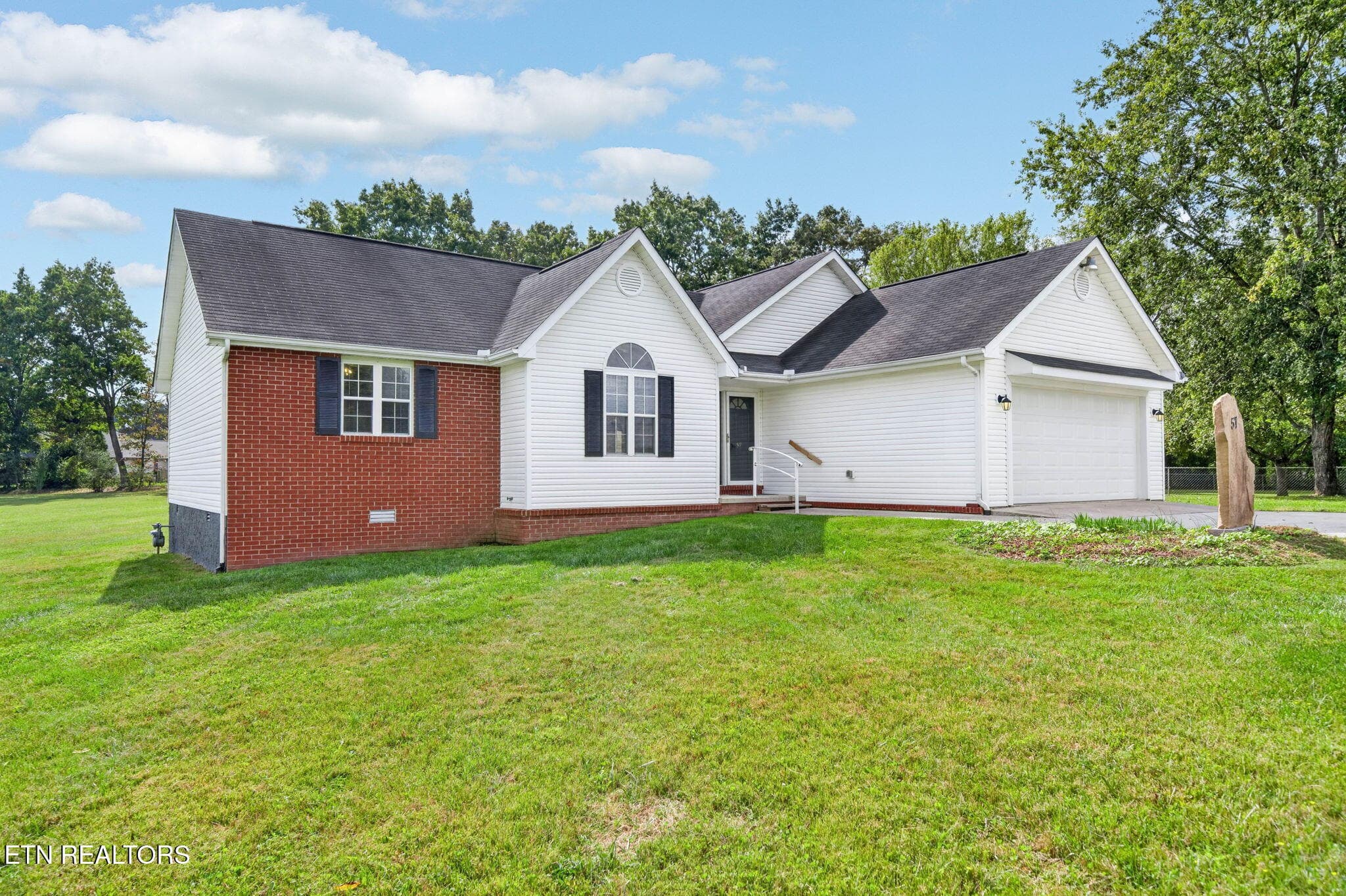 3-web-or-mls-57 Clover Ln_019_TNPC - 57 Clover Lane, Crossville, TN 38555, Crossville