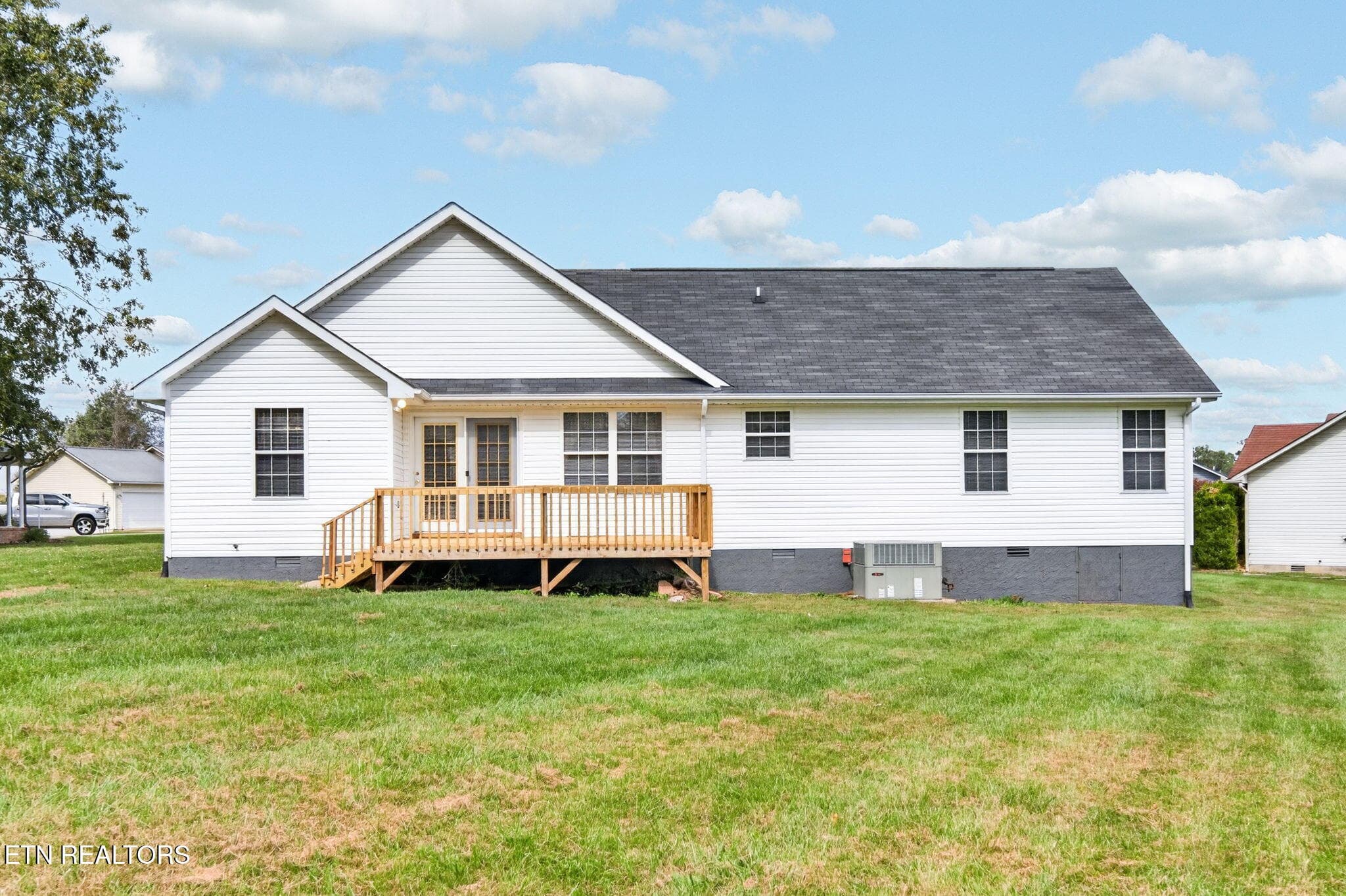 5-web-or-mls-57 Clover Ln_028_TNPC - 57 Clover Lane, Crossville, TN 38555, Crossville