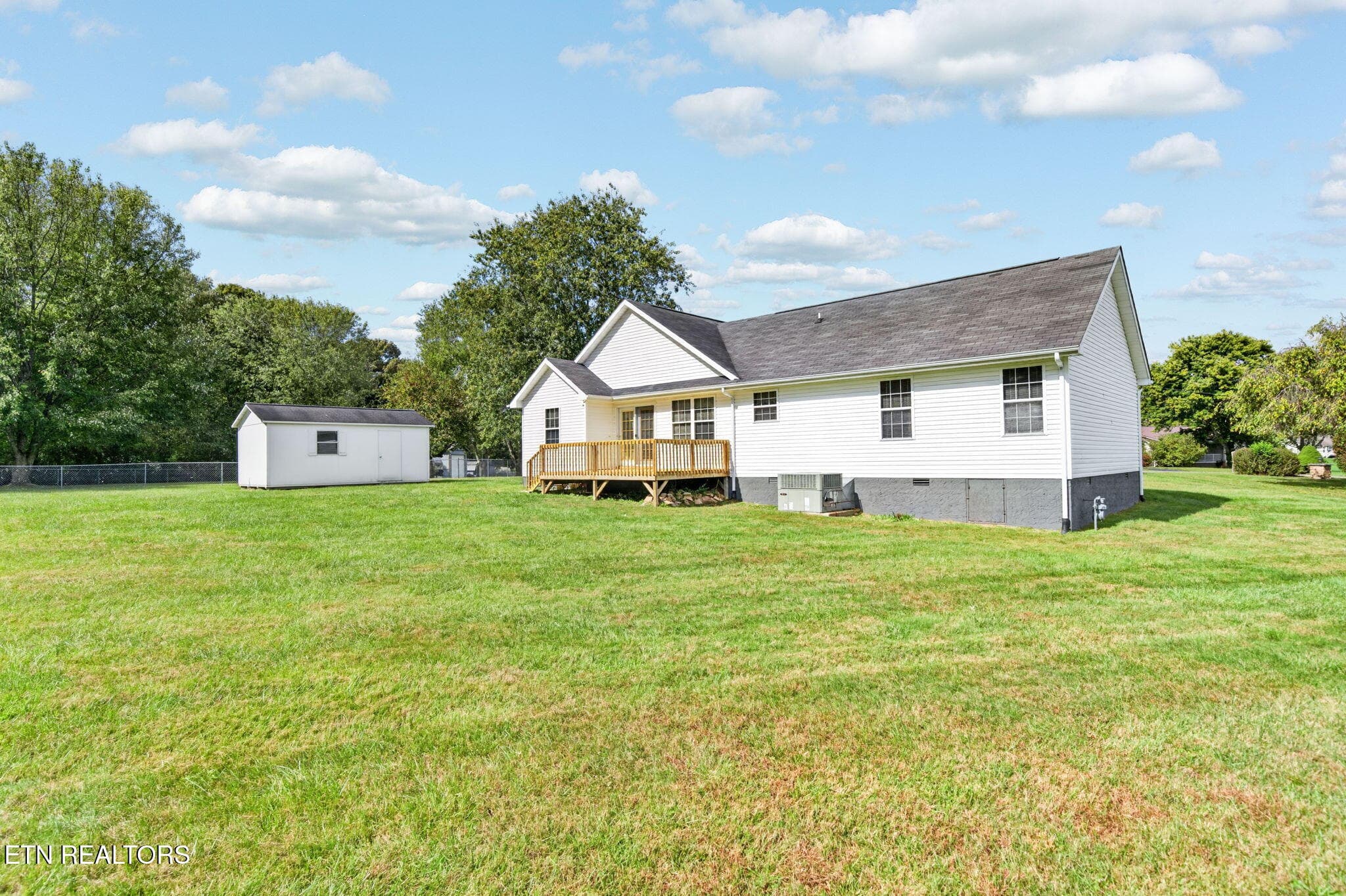 9-web-or-mls-57 Clover Ln_047_TNPC - 57 Clover Lane, Crossville, TN 38555, Crossville